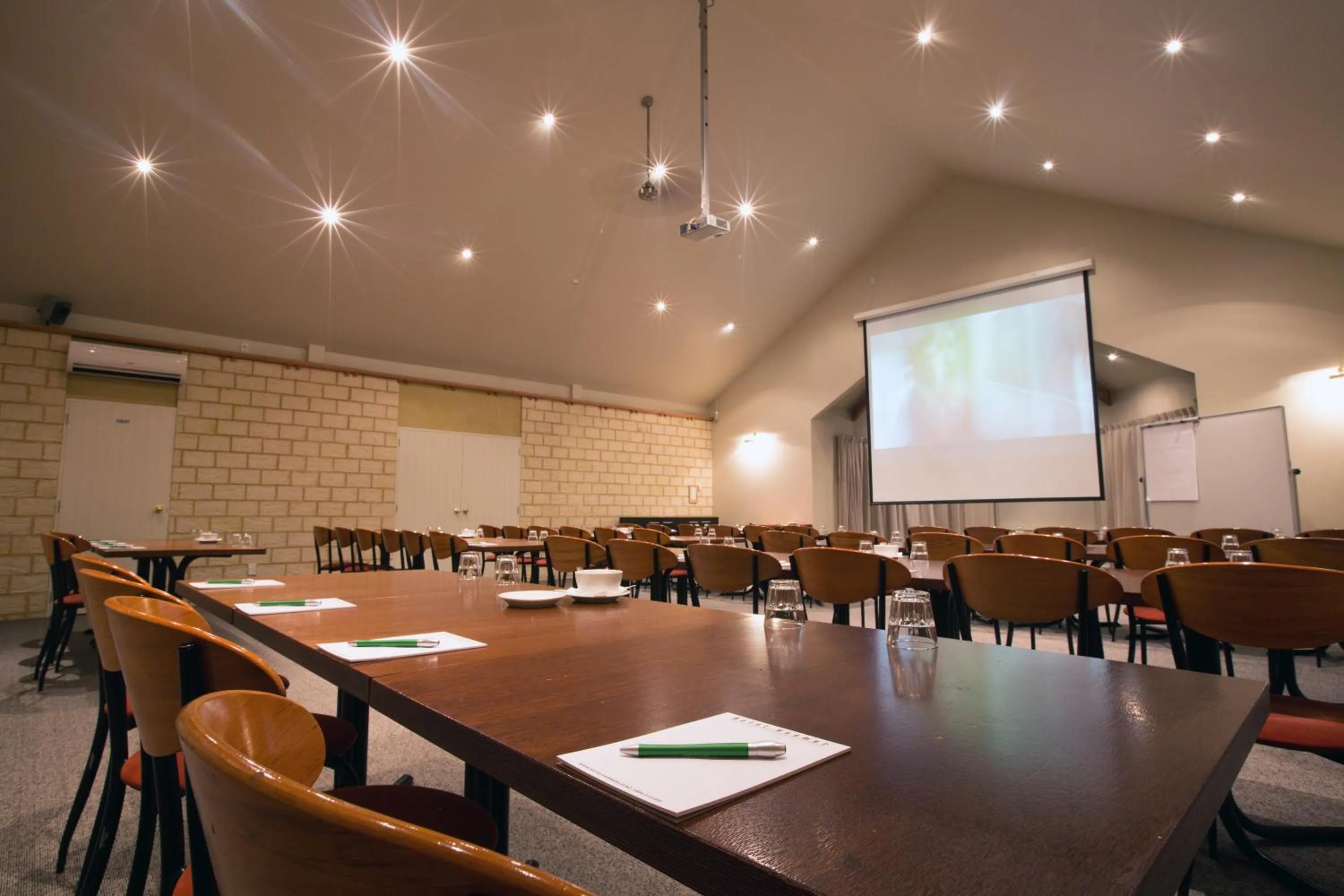 Business facilities in Hanmer Springs Retreat