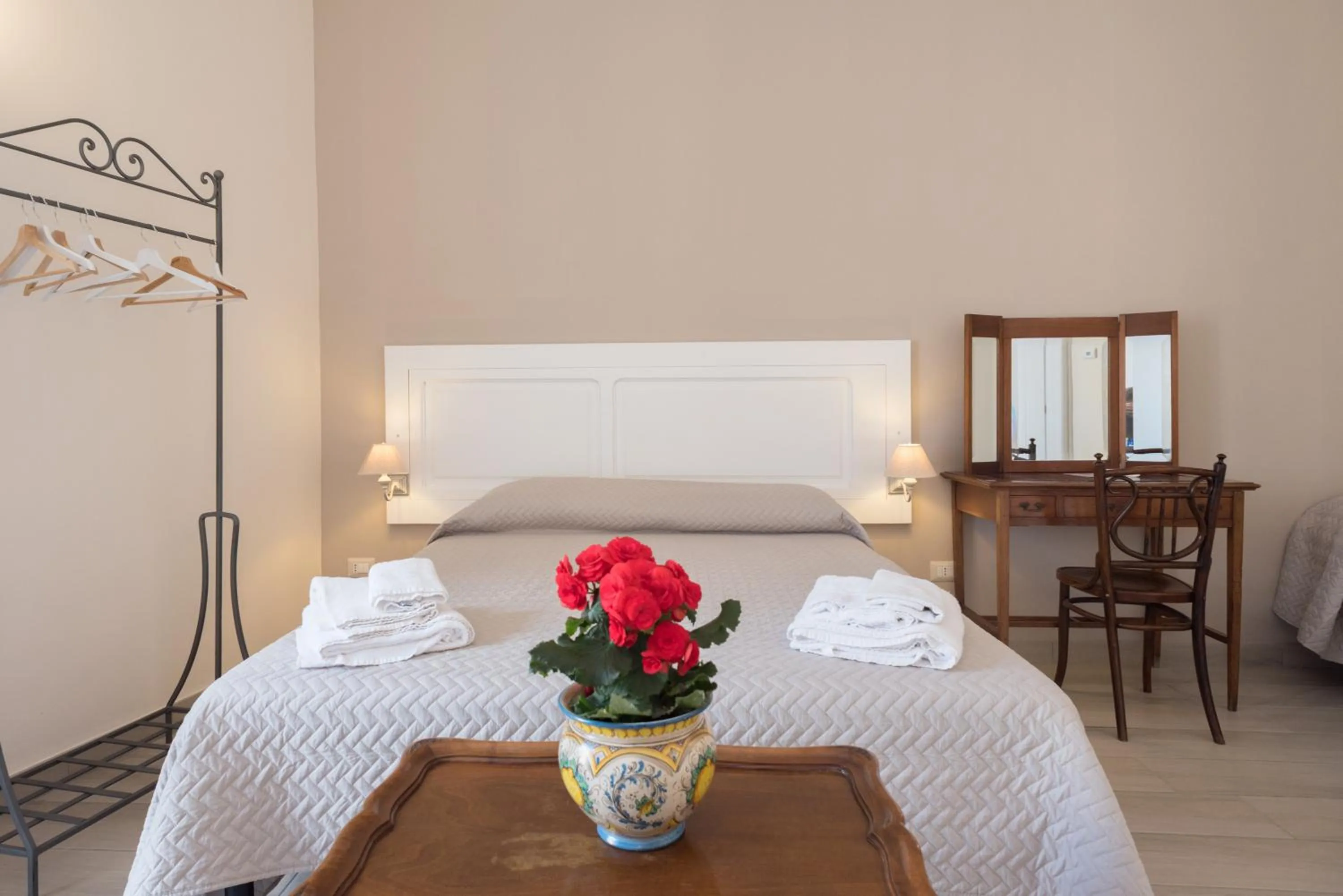 Photo of the whole room, Bed in B&B Supportico Lopez