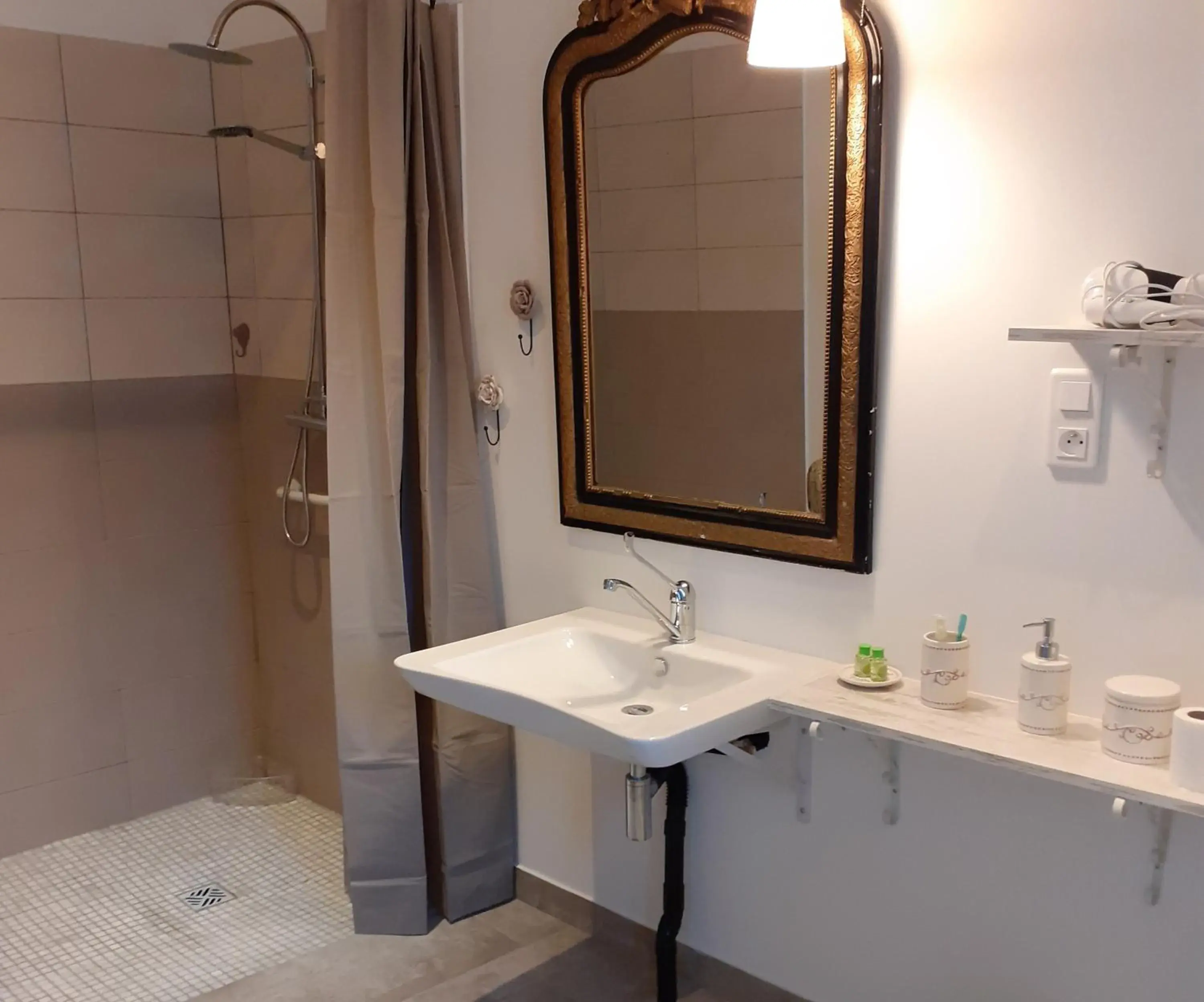 Deluxe Family Room in Domaine La Garence Deluxe Family Room in Domaine La Garence