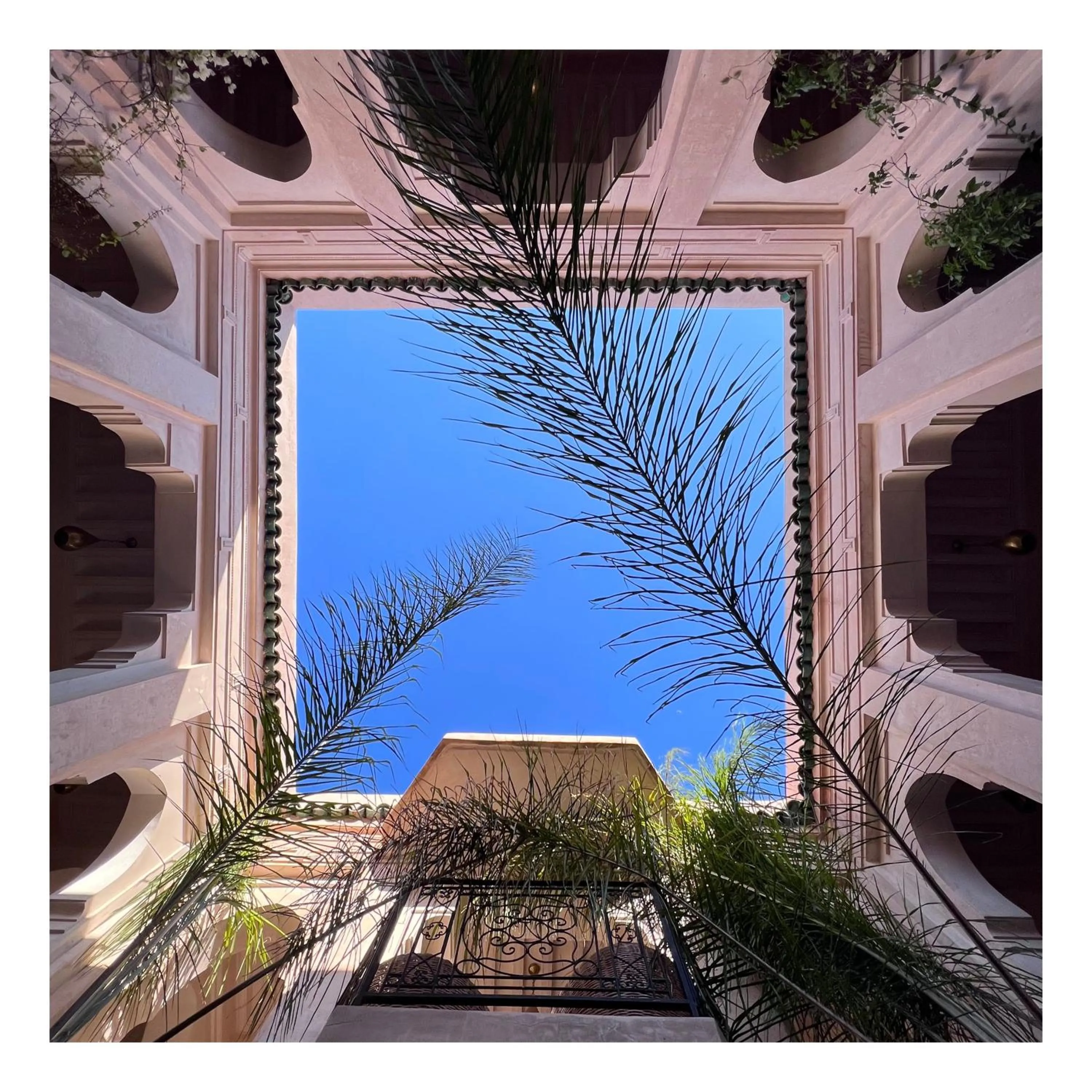 Day in Palais Nejma oriental