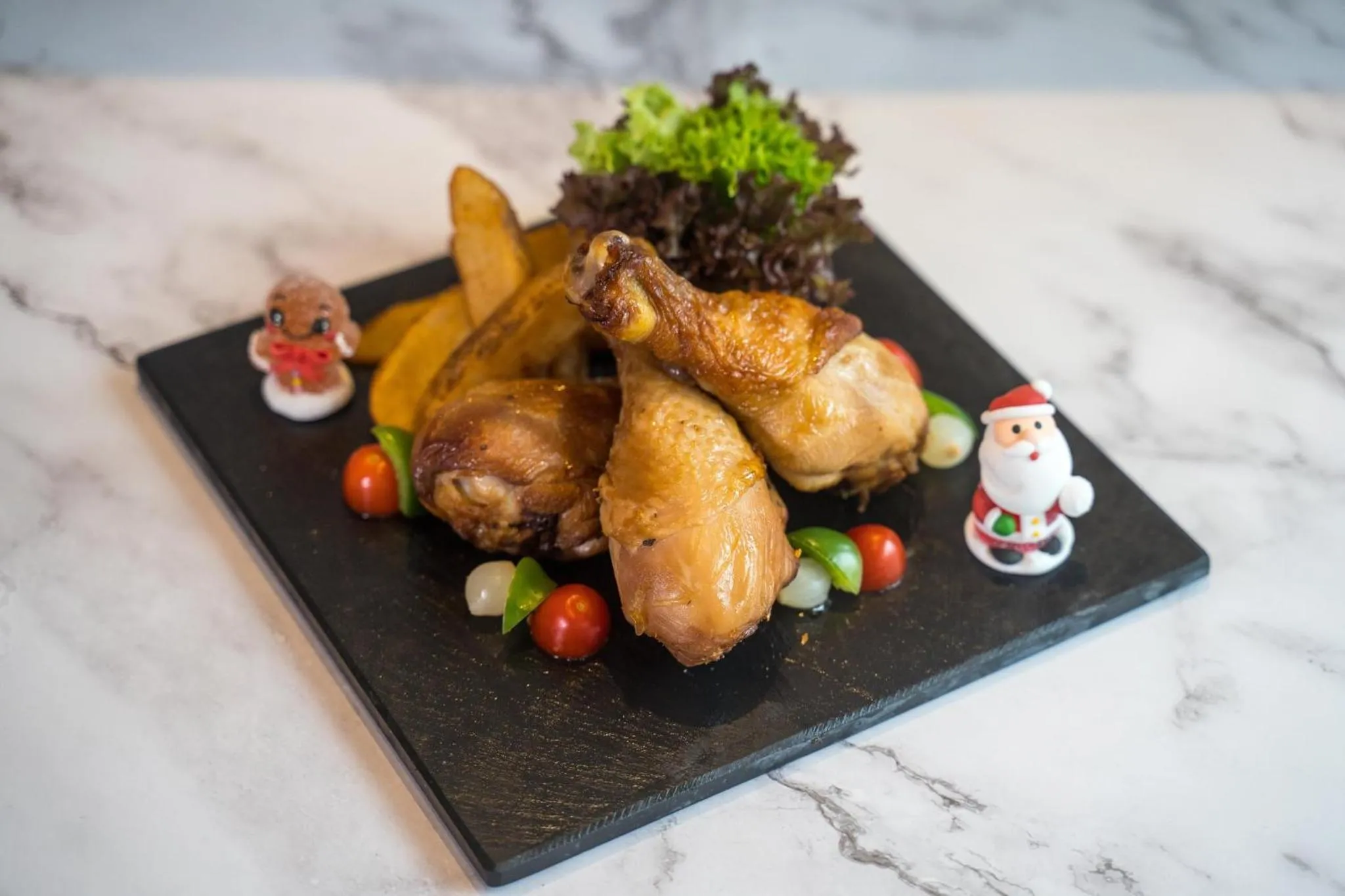 Restaurant/places to eat in Crowne Plaza Hong Kong Kowloon East by IHG