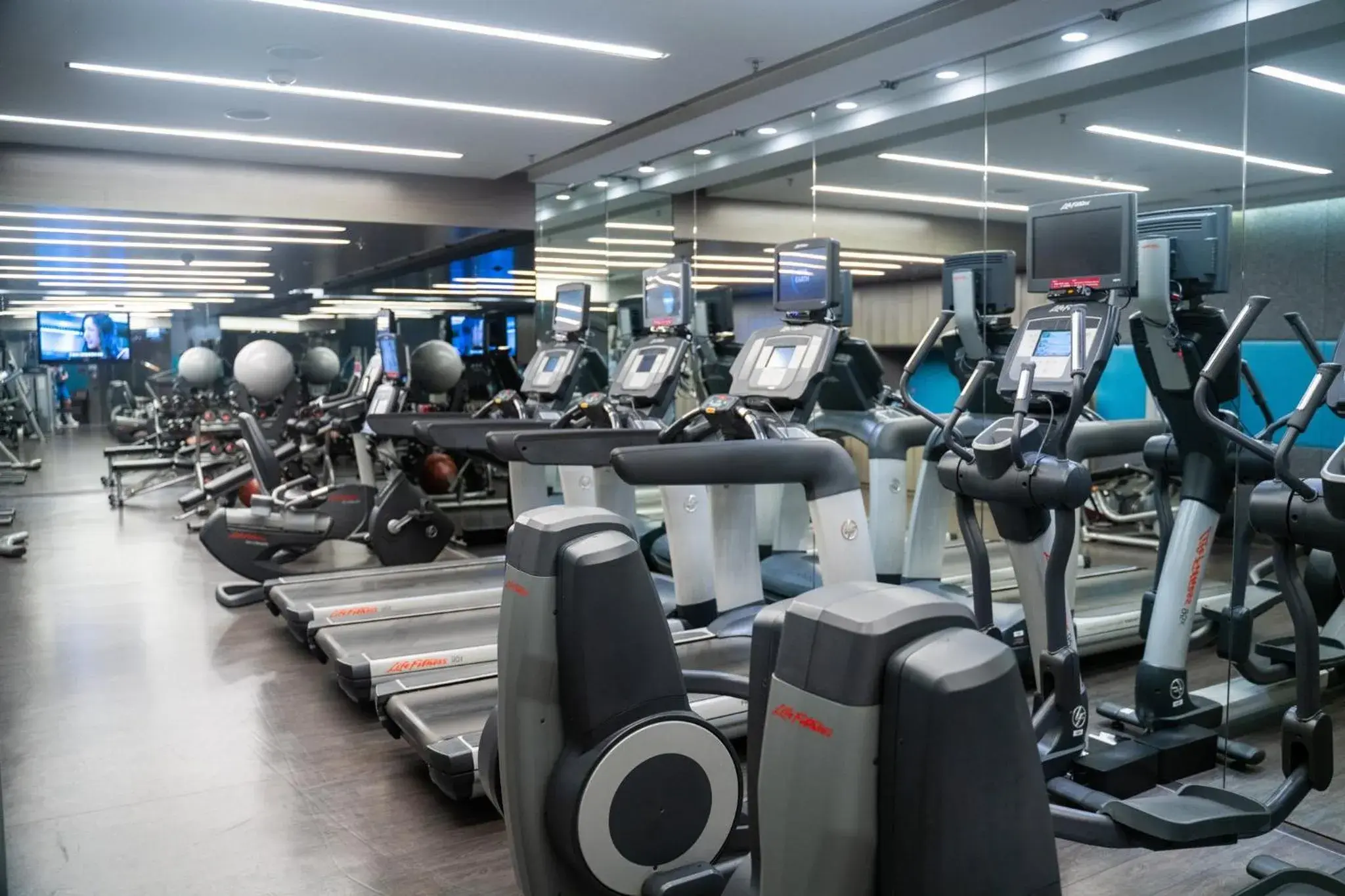 Fitness centre/facilities in Crowne Plaza Hong Kong Kowloon East by IHG Fitness centre/facilities in Crowne Plaza Hong Kong Kowloon East by IHG