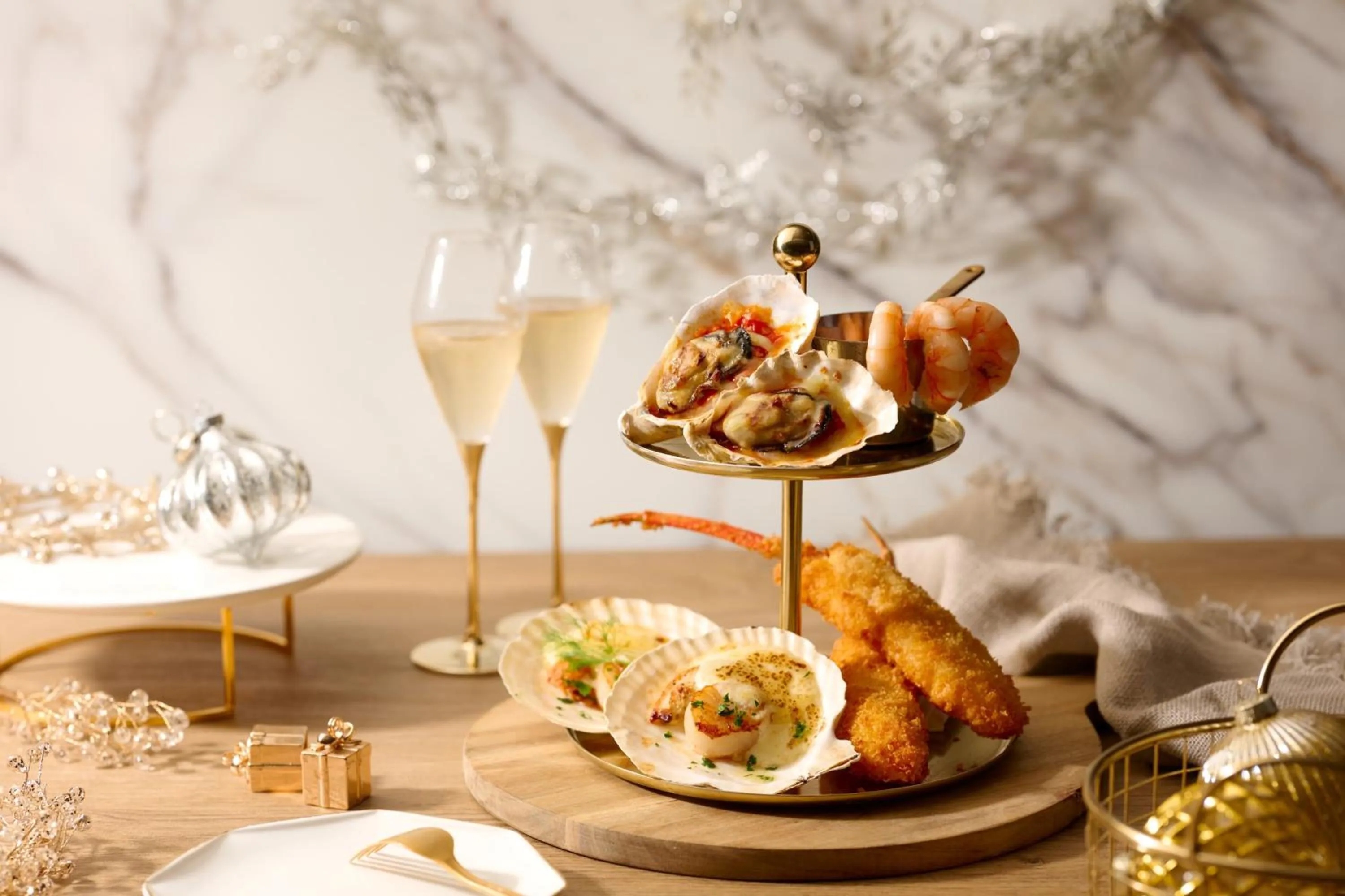 Restaurant/places to eat in Crowne Plaza Hong Kong Kowloon East by IHG