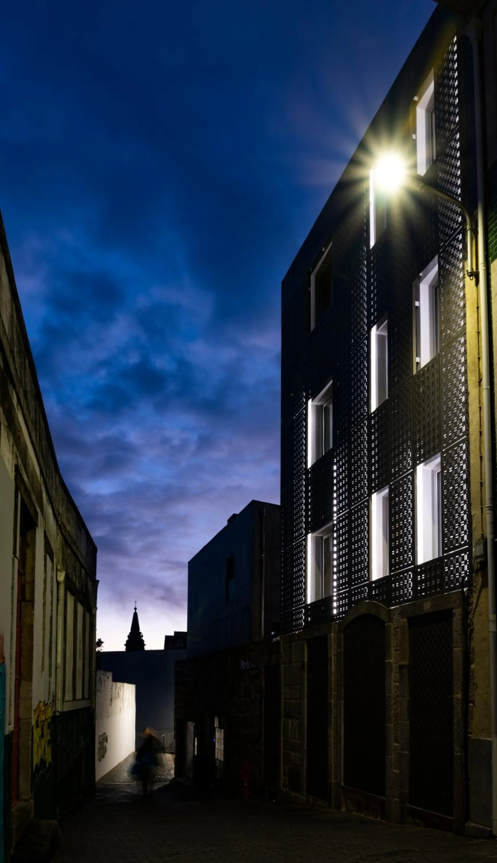 Property building in PortoSoul Trindade