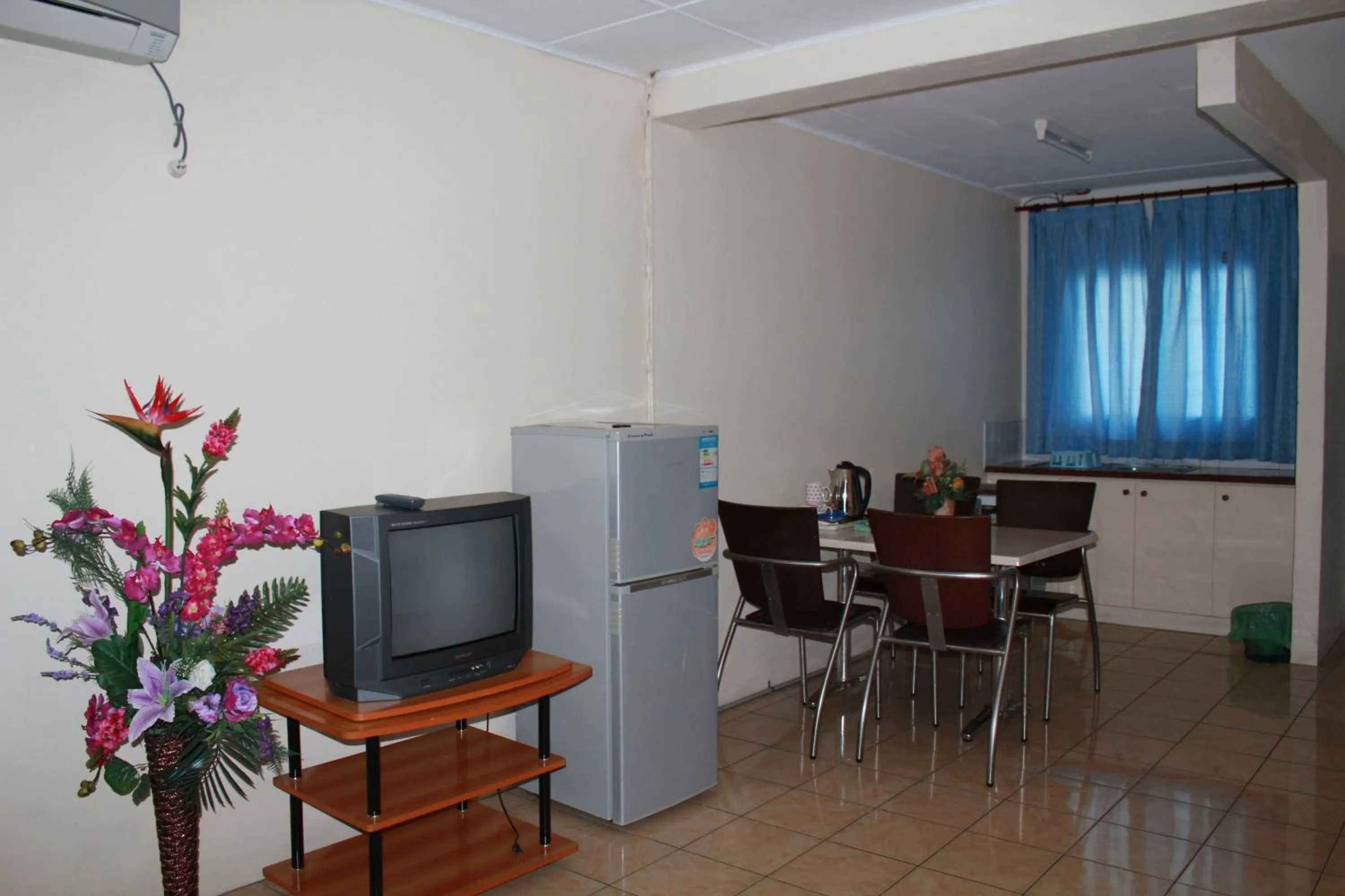 TV and multimedia in Pacific Paradise Motel