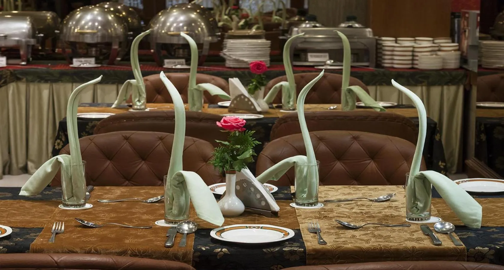 Restaurant/places to eat in Hotel Viceroy