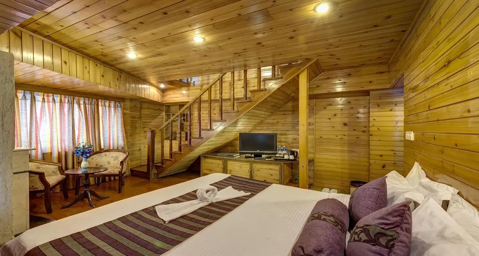 Photo of the whole room, Bed in Hotel Viceroy Photo of the whole room, Bed in Hotel Viceroy