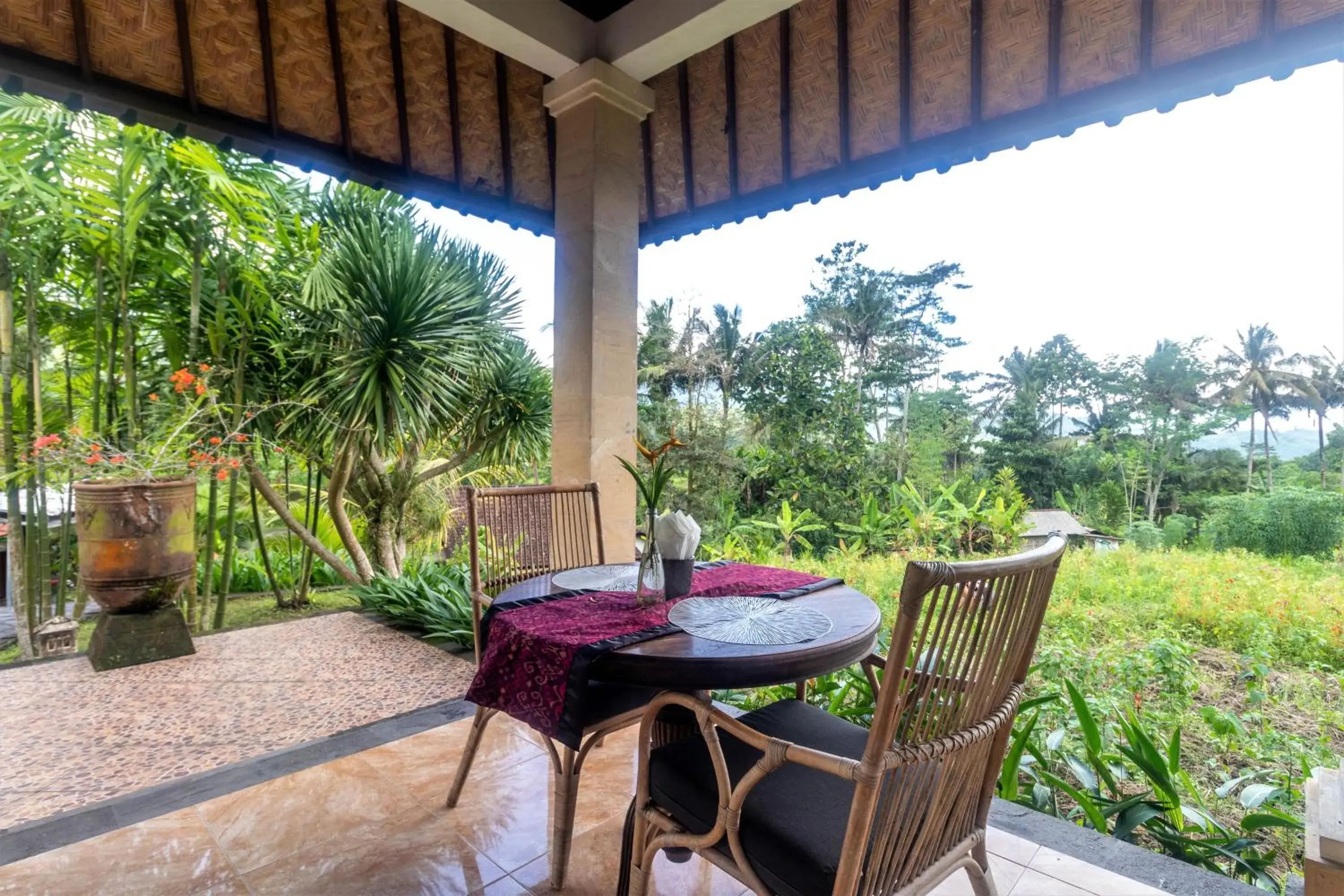 Restaurant/places to eat in Pelangi Villas Sidemen by AGATA Restaurant/places to eat in Pelangi Villas Sidemen by AGATA