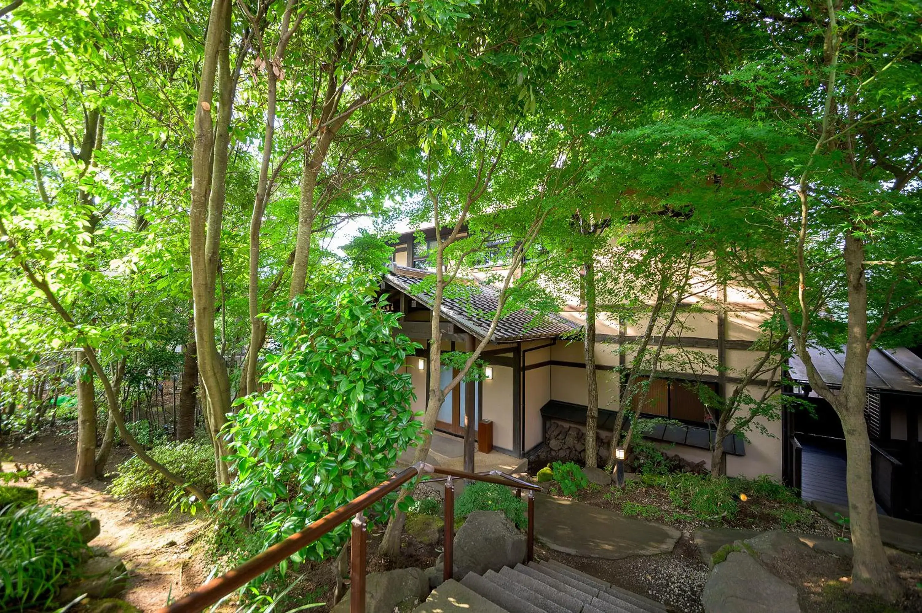 Facade/entrance in Yufuin Onsen Toshoan Facade/entrance in Yufuin Onsen Toshoan