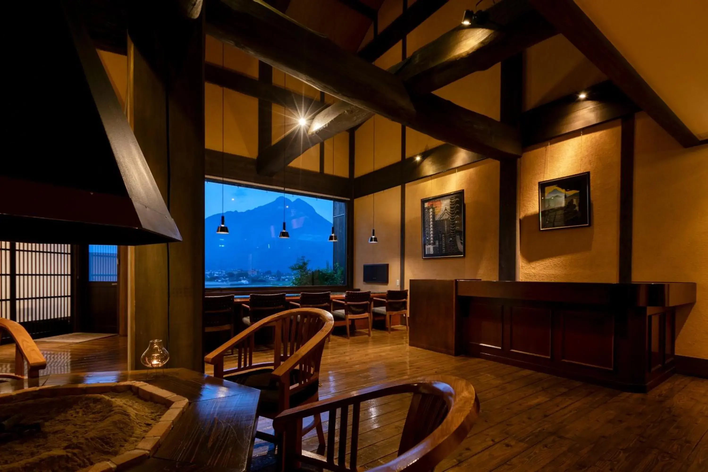 Lounge or bar in Yufuin Onsen Toshoan Lounge or bar in Yufuin Onsen Toshoan