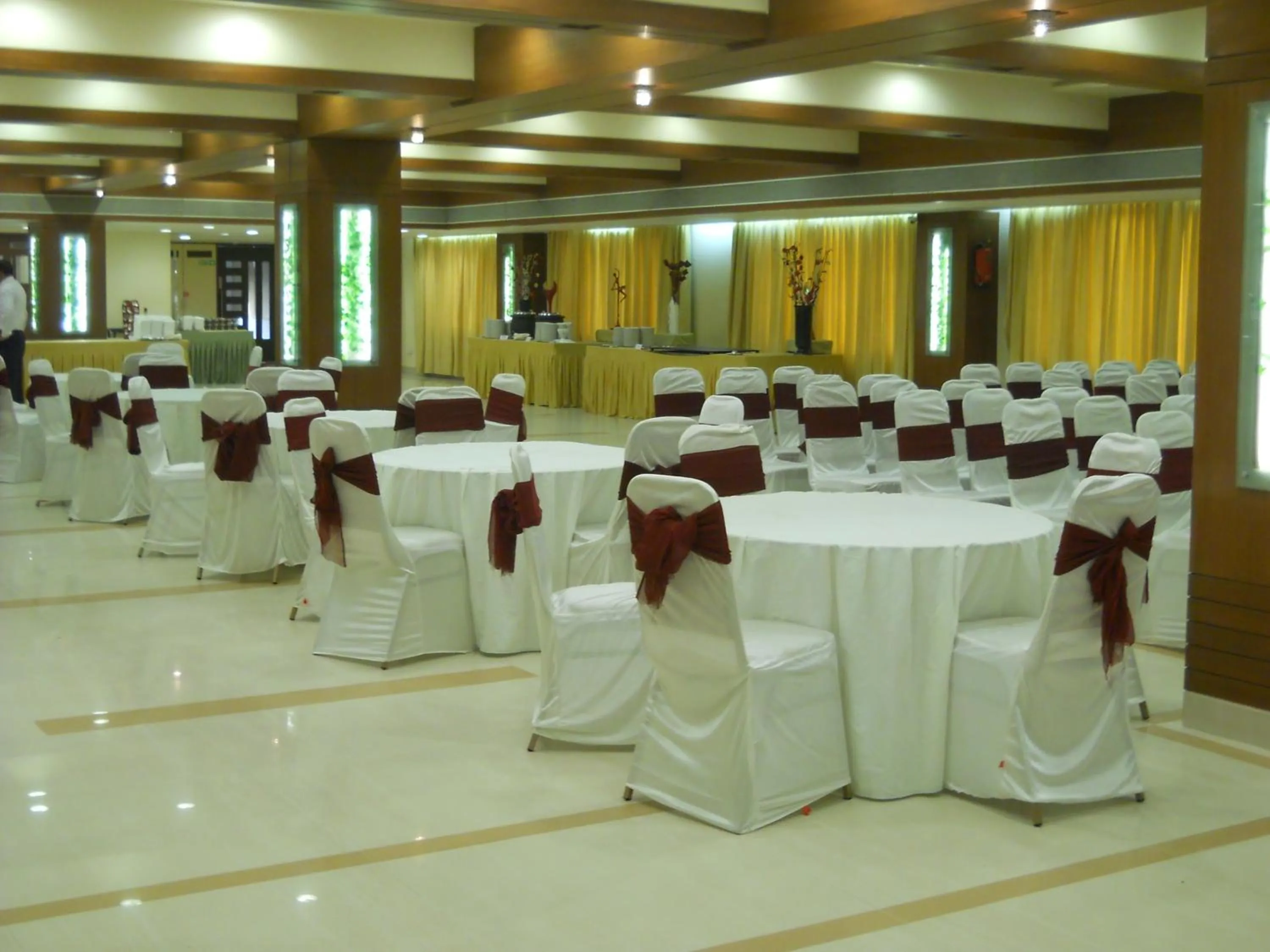 Banquet/Function facilities in Hotel Platinum Residency