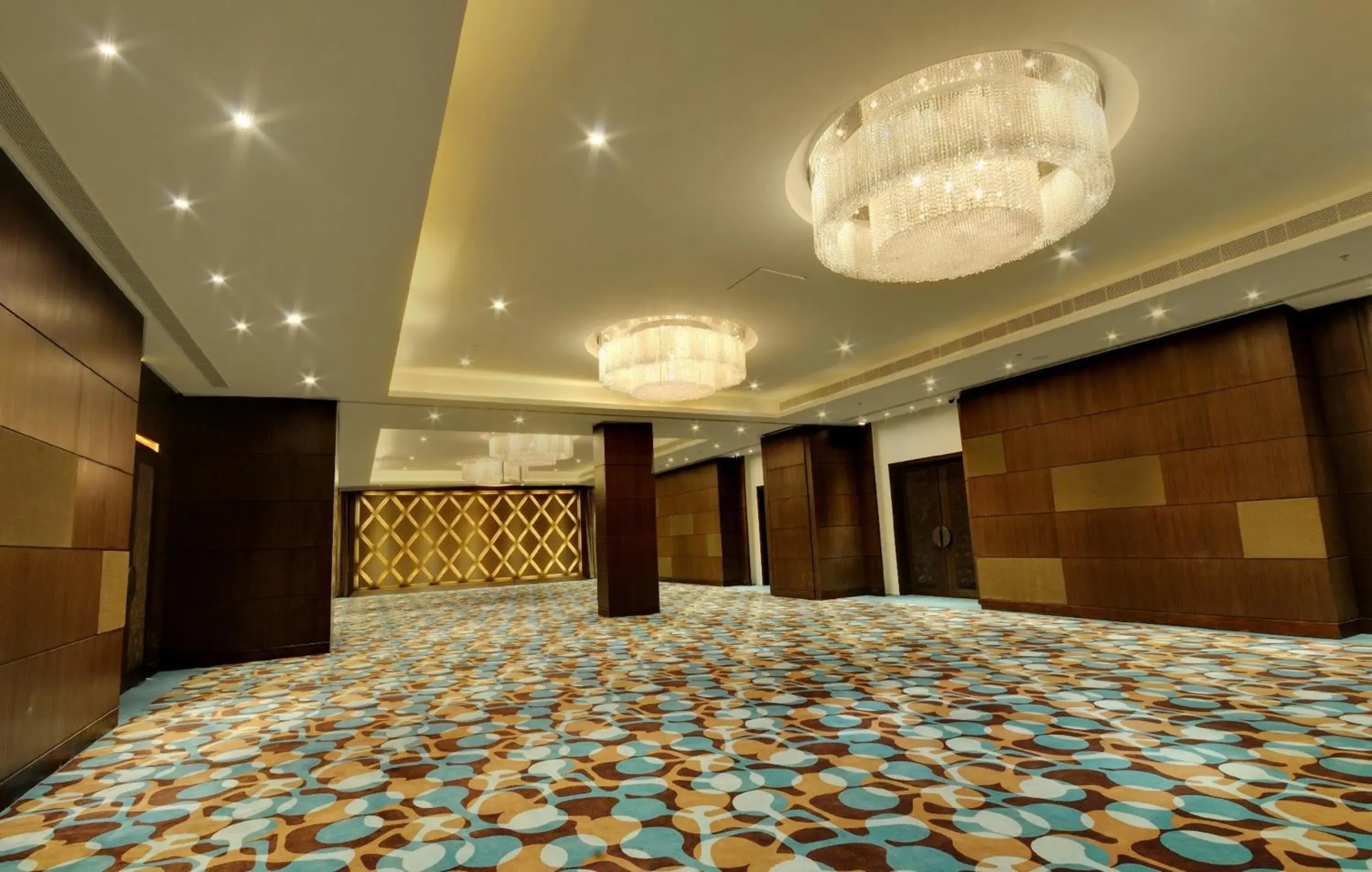 Banquet/Function facilities, Bed in Hotel Platinum Banquet/Function facilities, Bed in Hotel Platinum