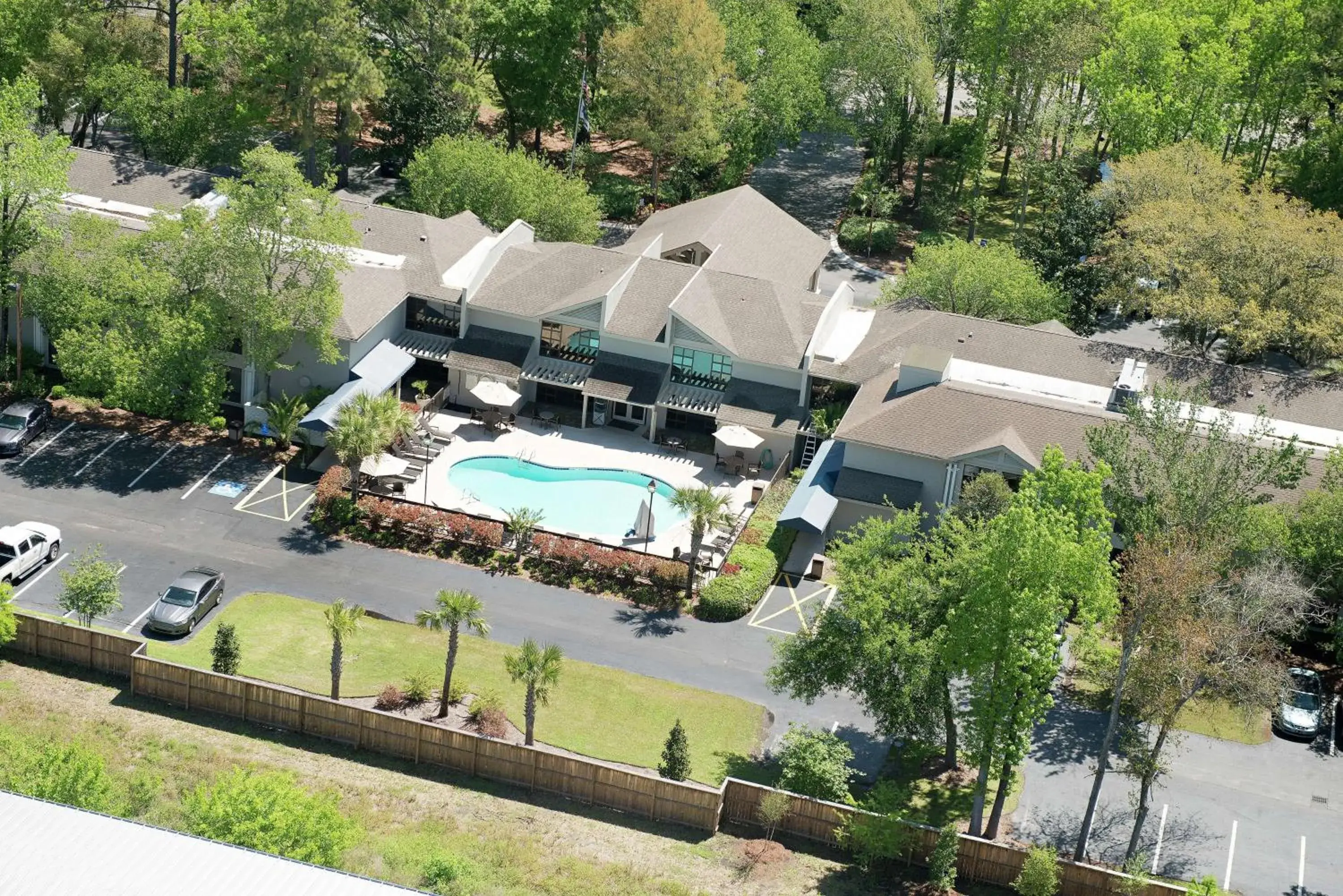 Property building in Hampton Inn Hilton Head Property building in Hampton Inn Hilton Head