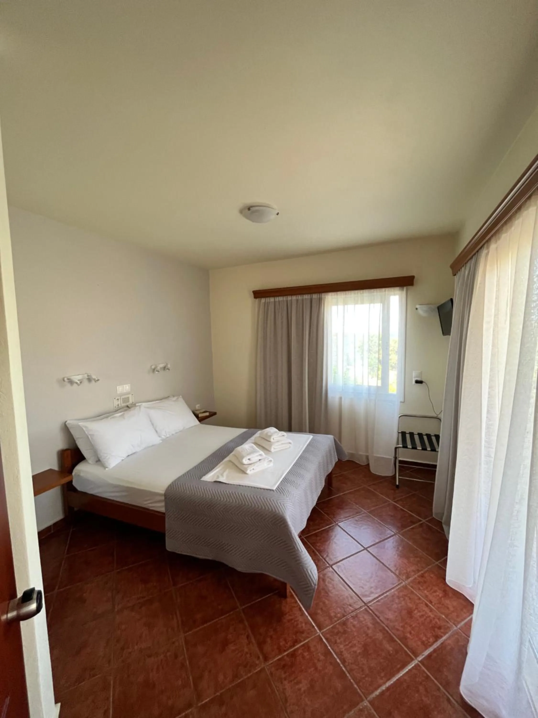 Bedroom, Bed in Iolkos Hotel Apartments