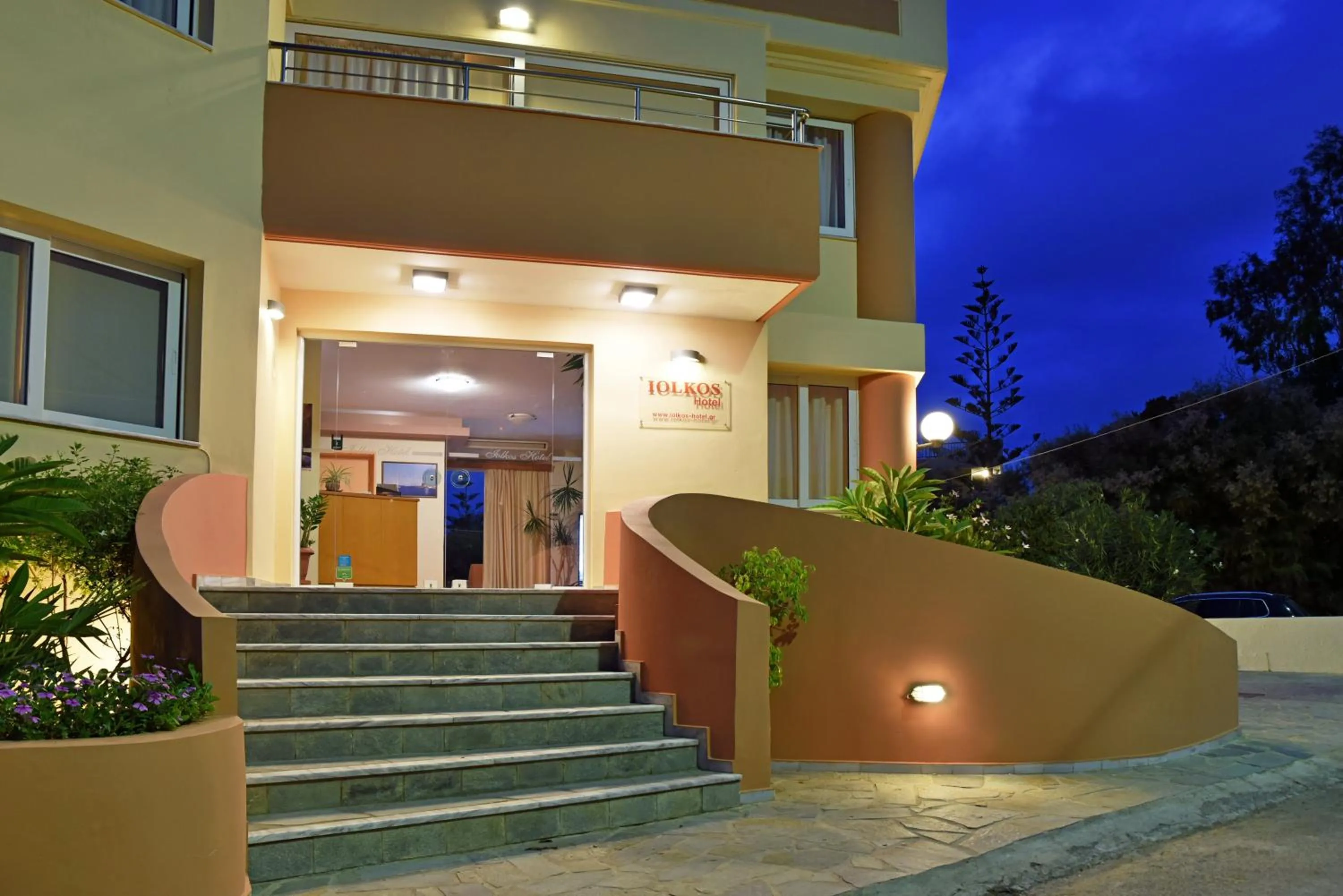 Facade/entrance in Iolkos Hotel Apartments