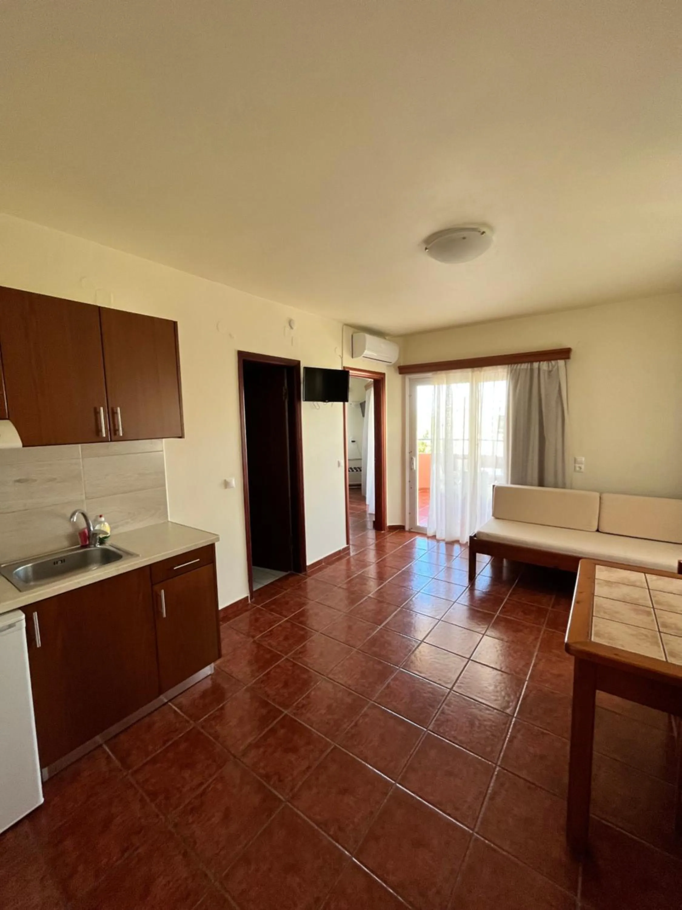 Photo of the whole room in Iolkos Hotel Apartments