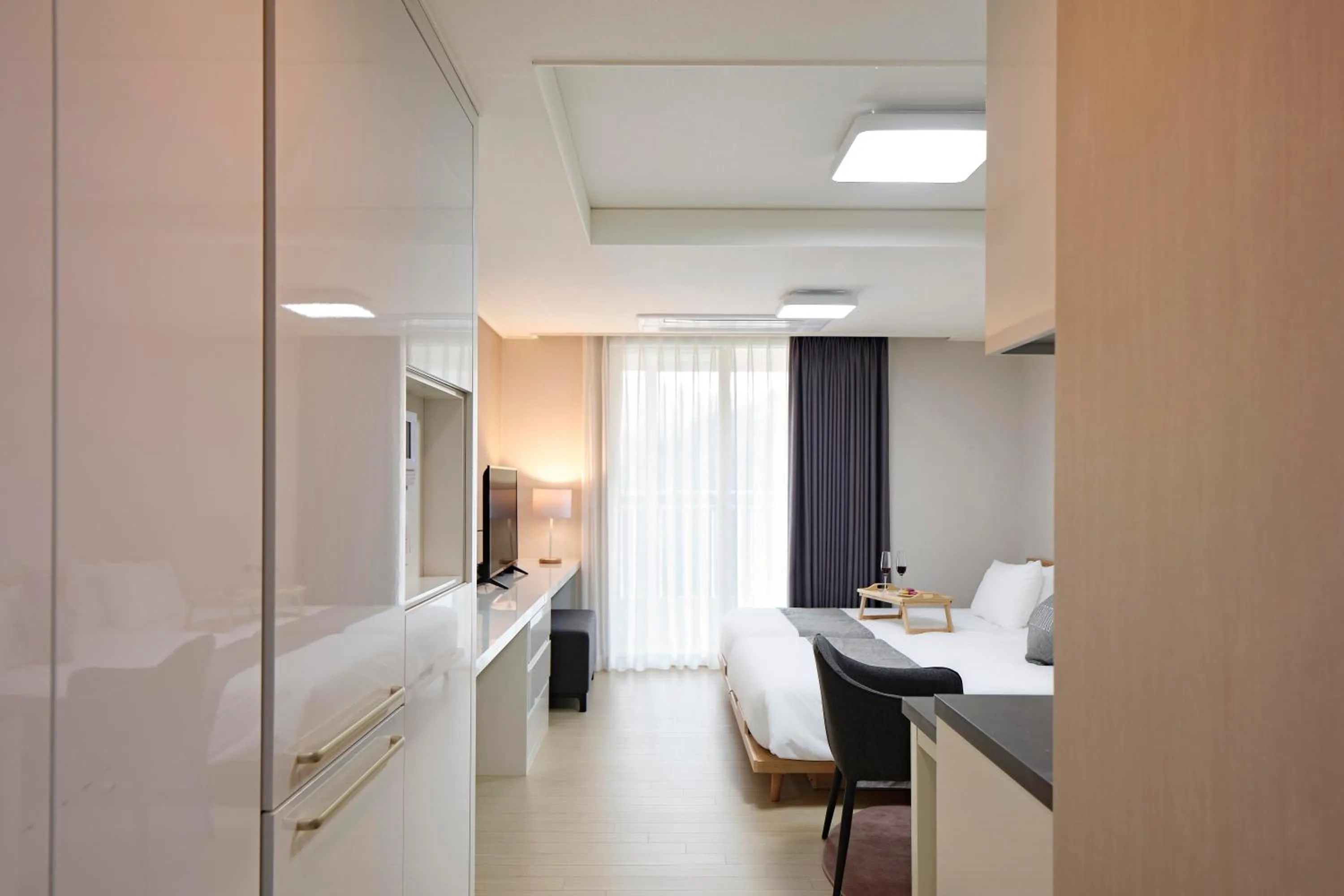 Bed in Geoje Leein Stay Hotel