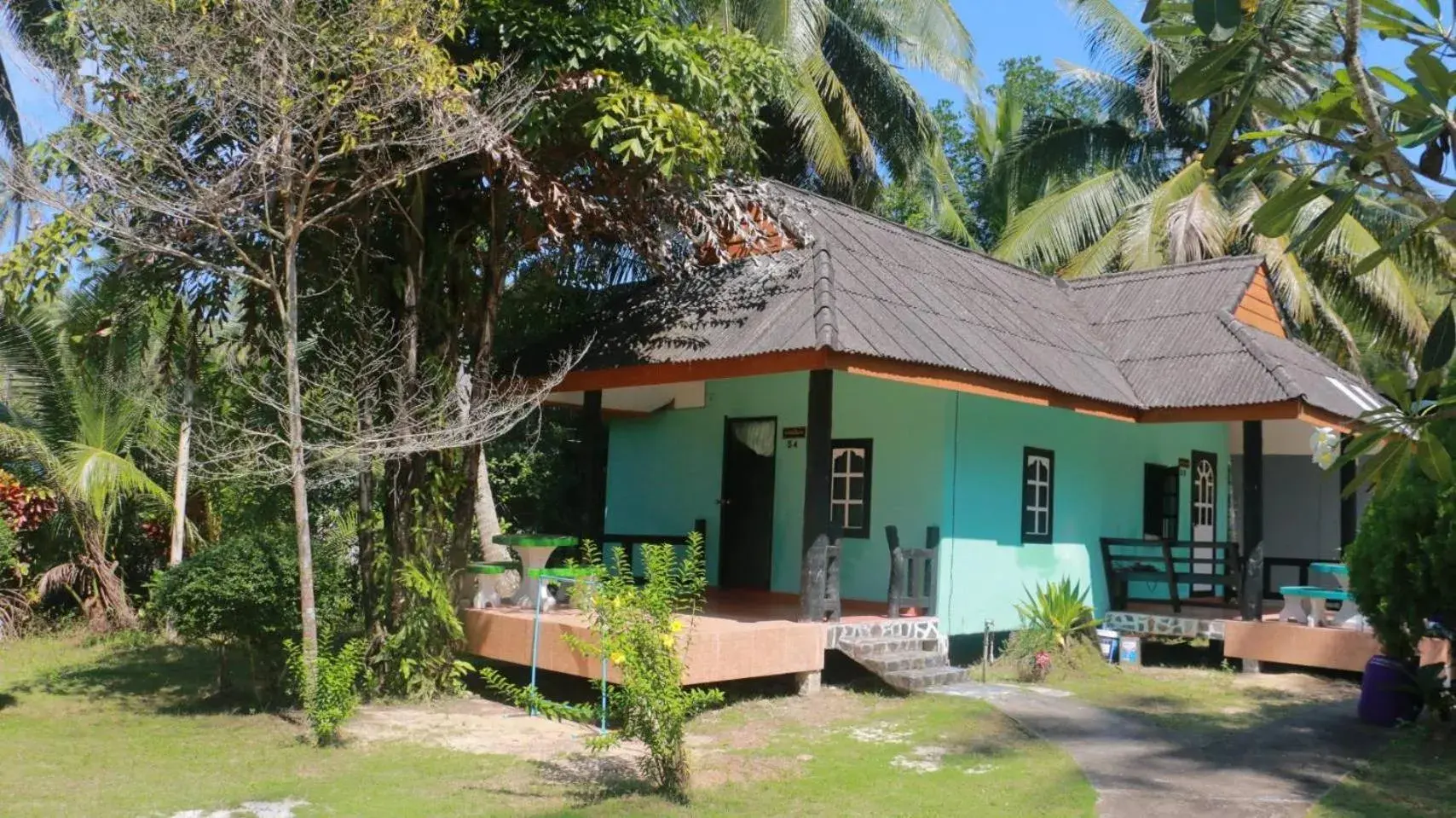 Property building in Koh Kood Far East Resort Property building in Koh Kood Far East Resort