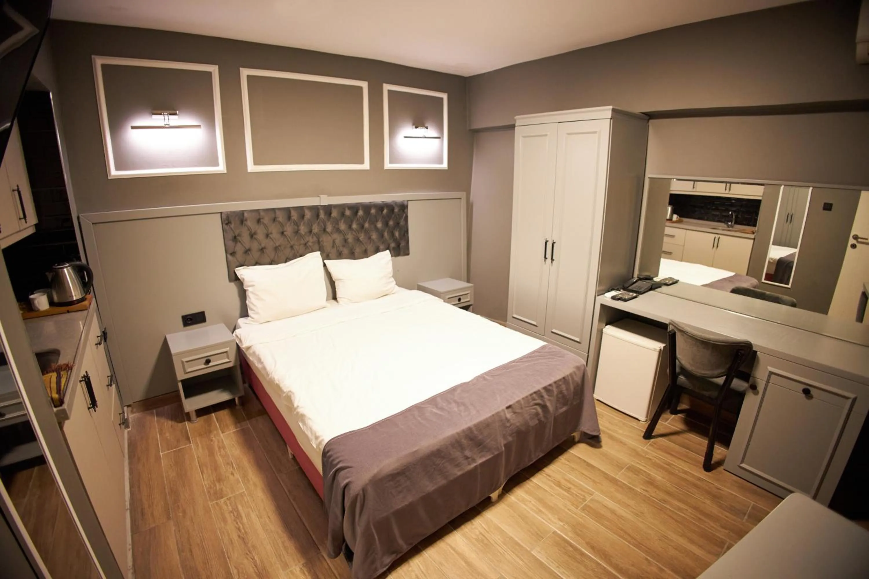 Bed in Ortakoy Aysem Sultan Hotel