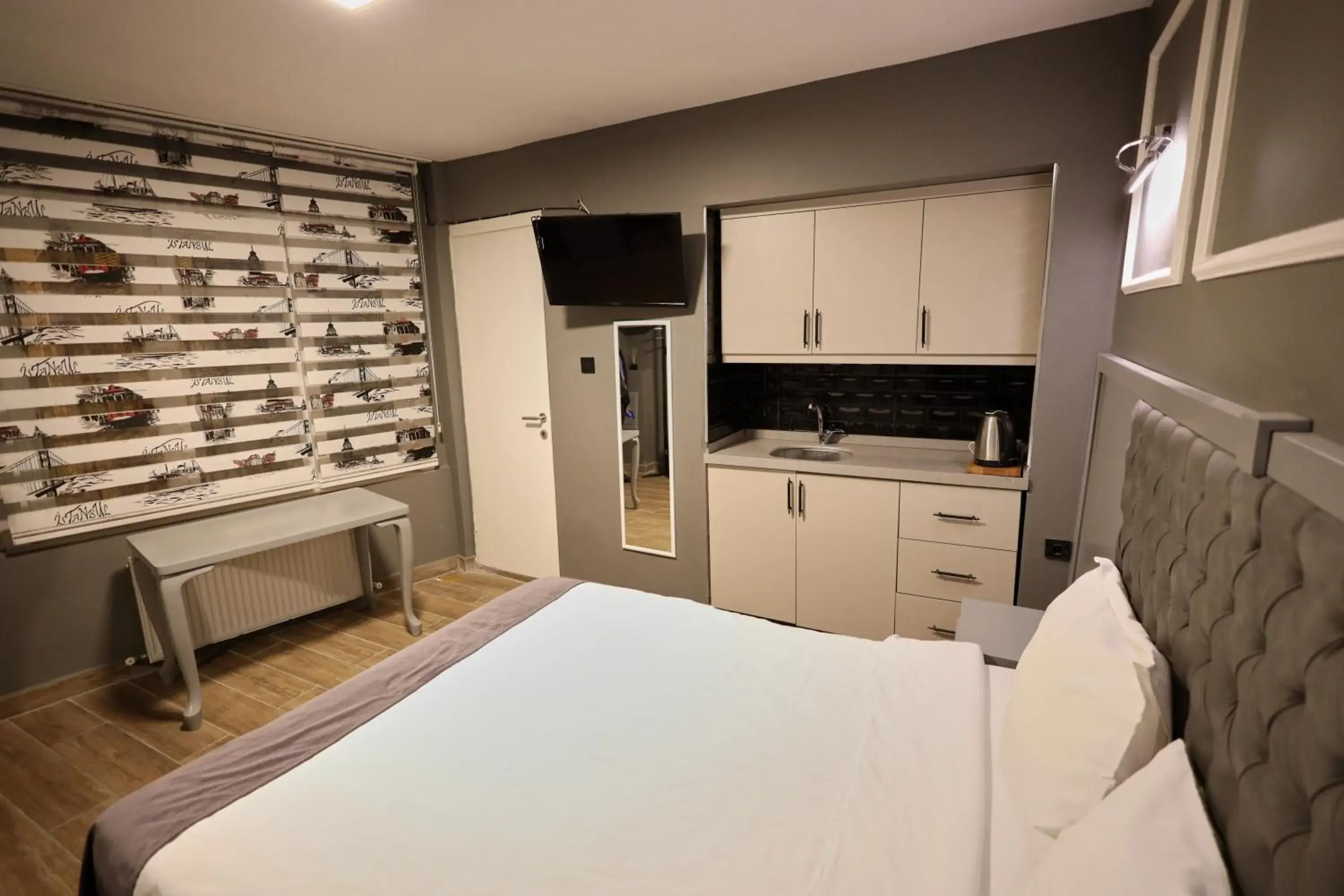 Bed in Ortakoy Aysem Sultan Hotel Bed in Ortakoy Aysem Sultan Hotel