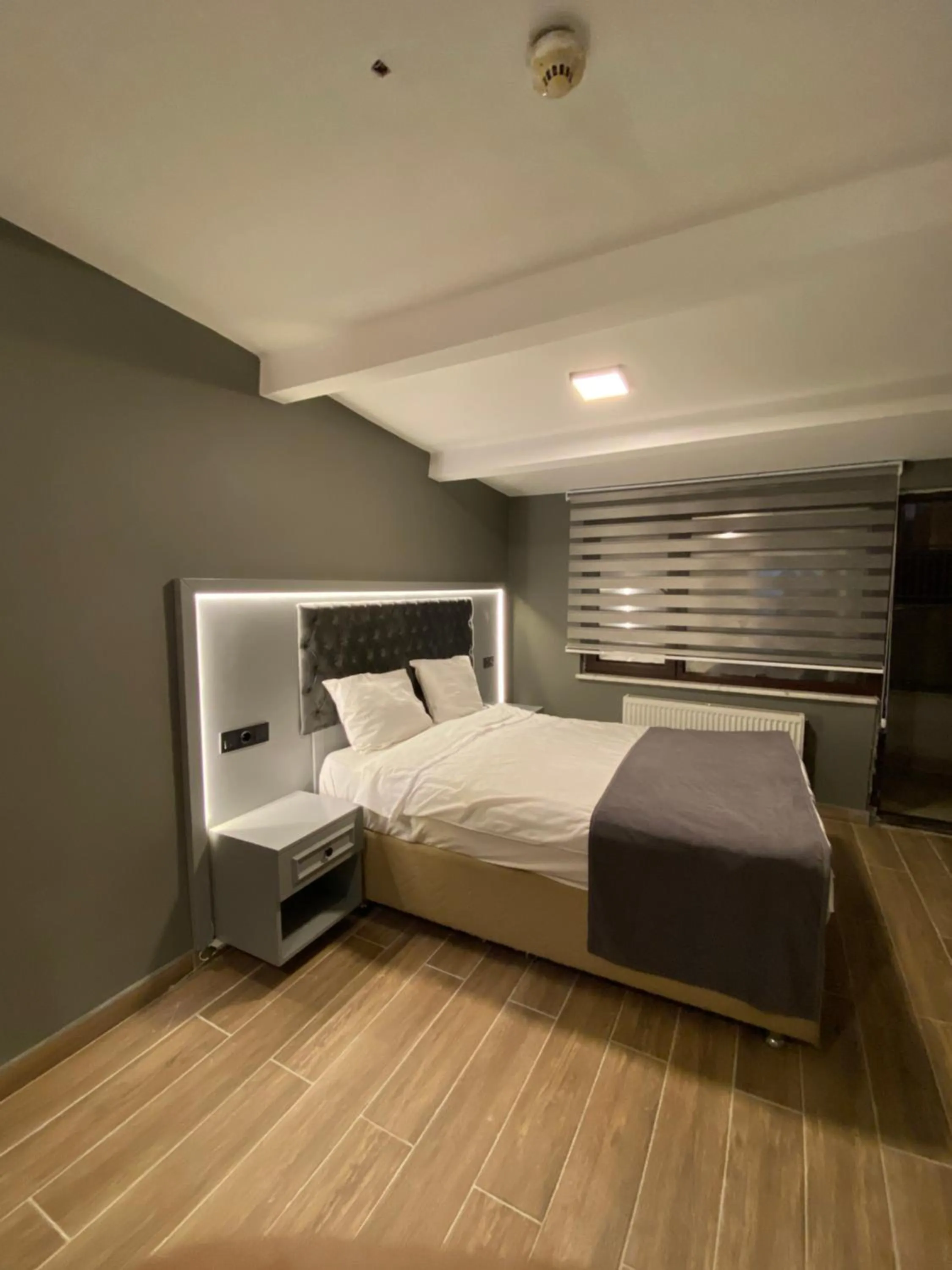 Bed in Ortakoy Aysem Sultan Hotel