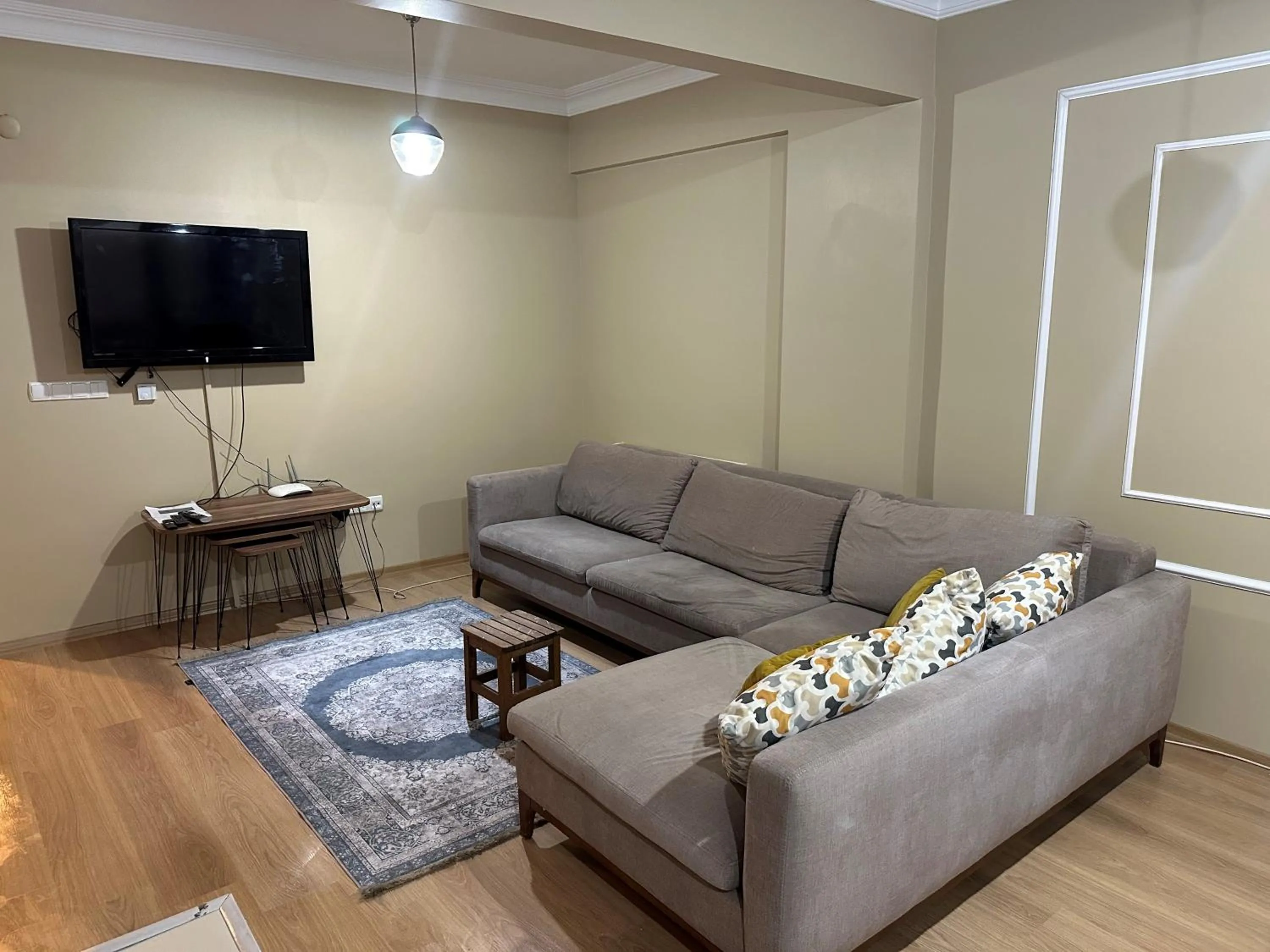 TV and multimedia in Ortakoy Aysem Sultan Hotel