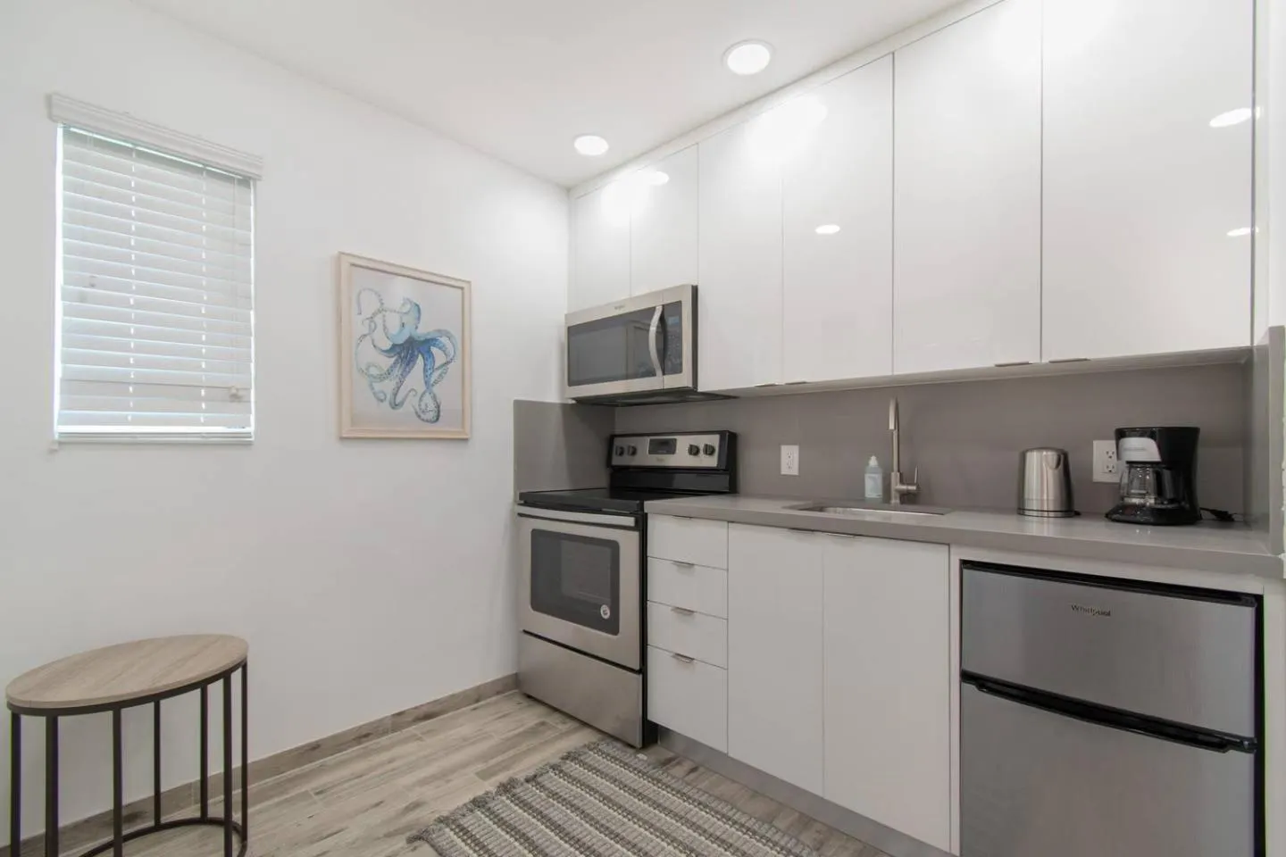 Other in Lovely 1BR w Parking Space Walk to the Beach 7