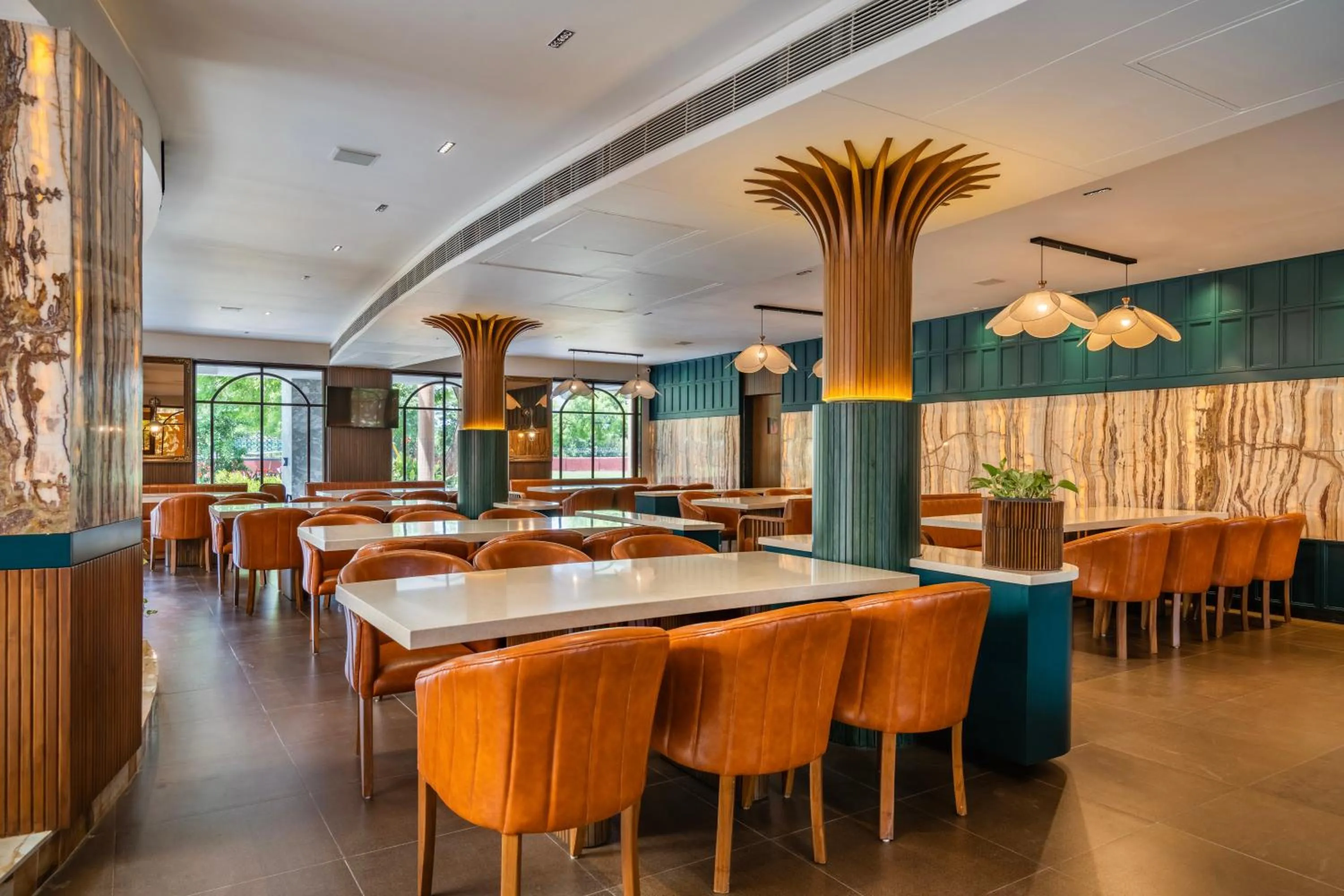 Restaurant/places to eat in Roadies Rostel - Best Adventure Resort in Ahmedabad