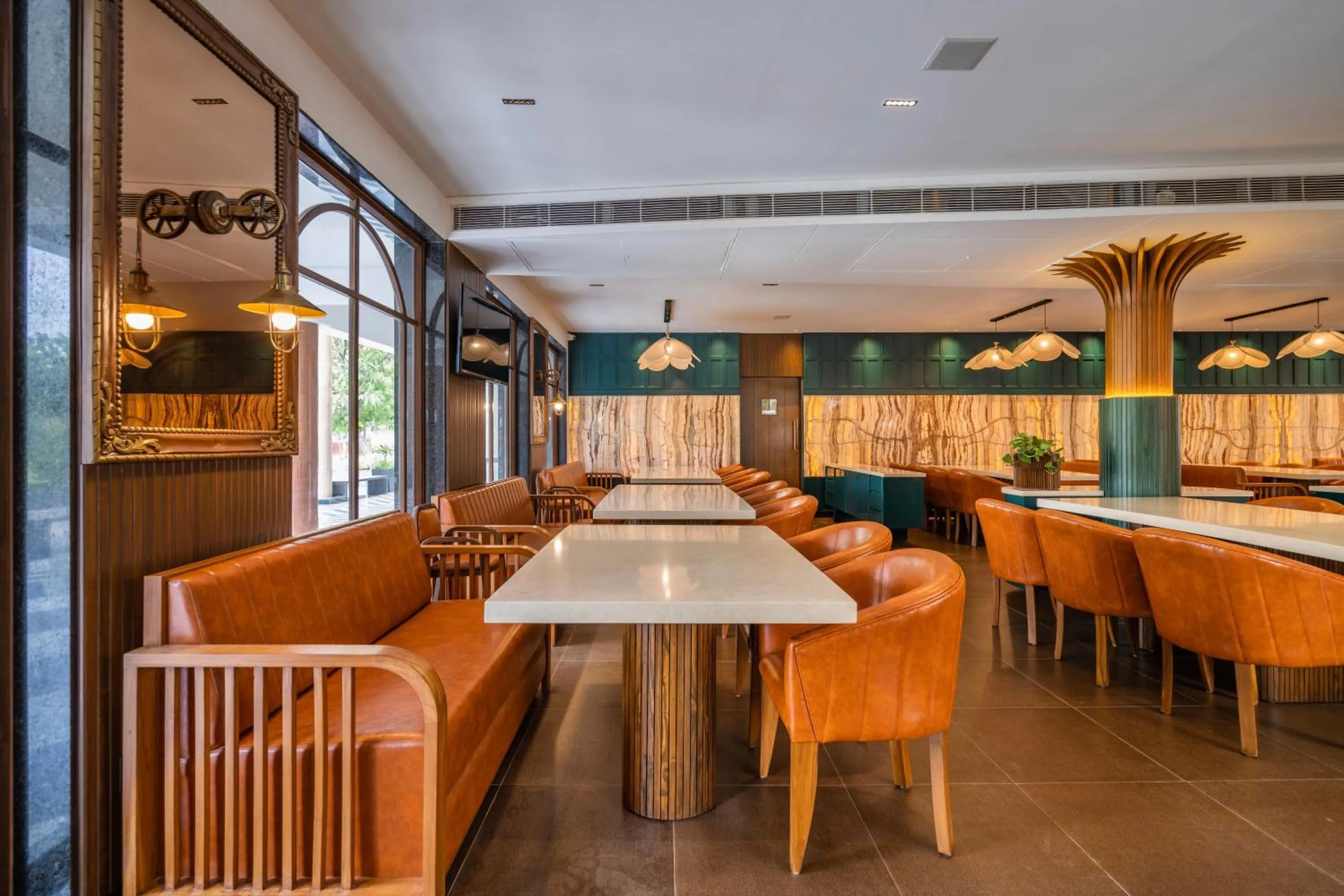 Restaurant/places to eat in Roadies Rostel - Best Adventure Resort in Ahmedabad