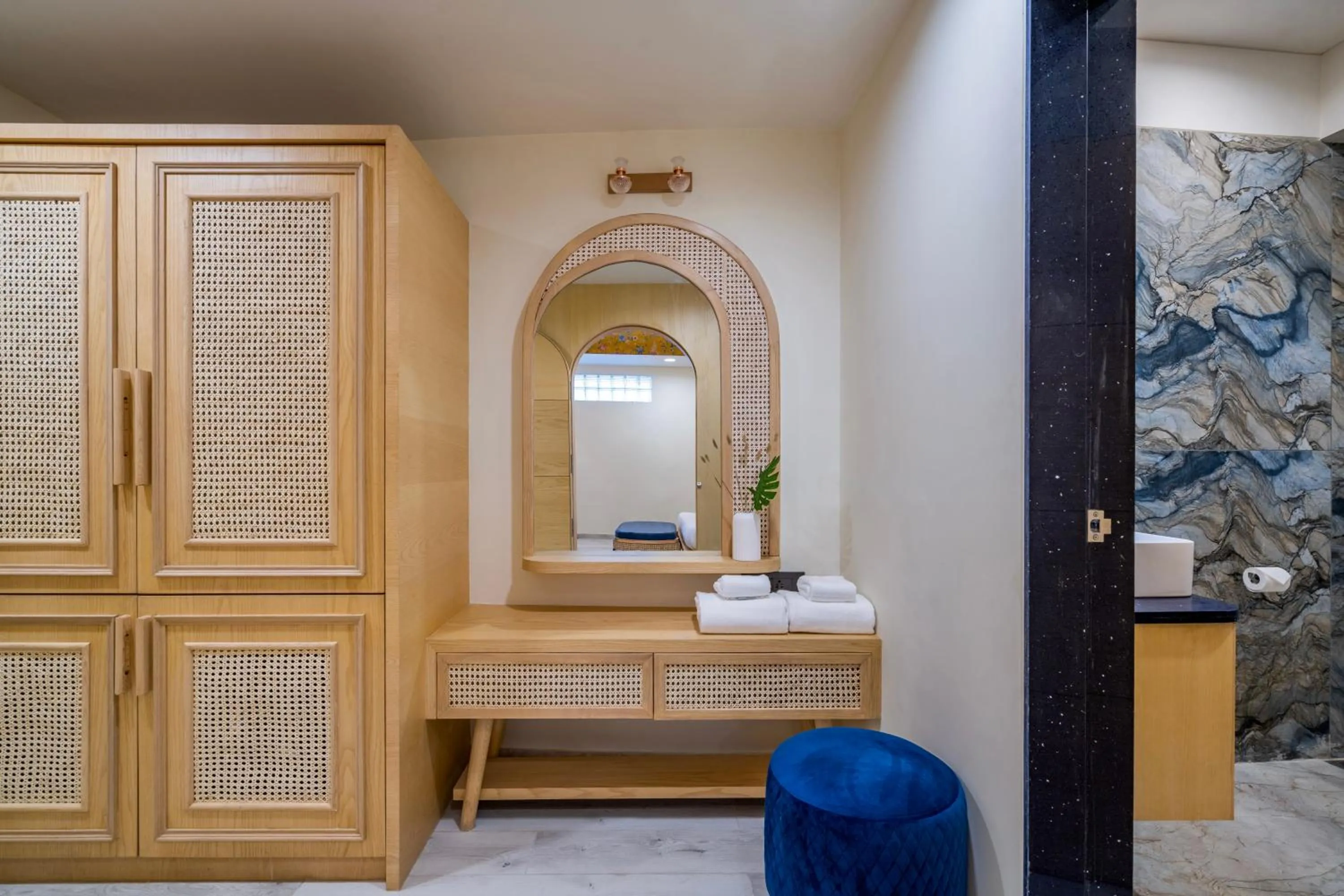 Bedroom in Roadies Rostel - Best Adventure Resort in Ahmedabad