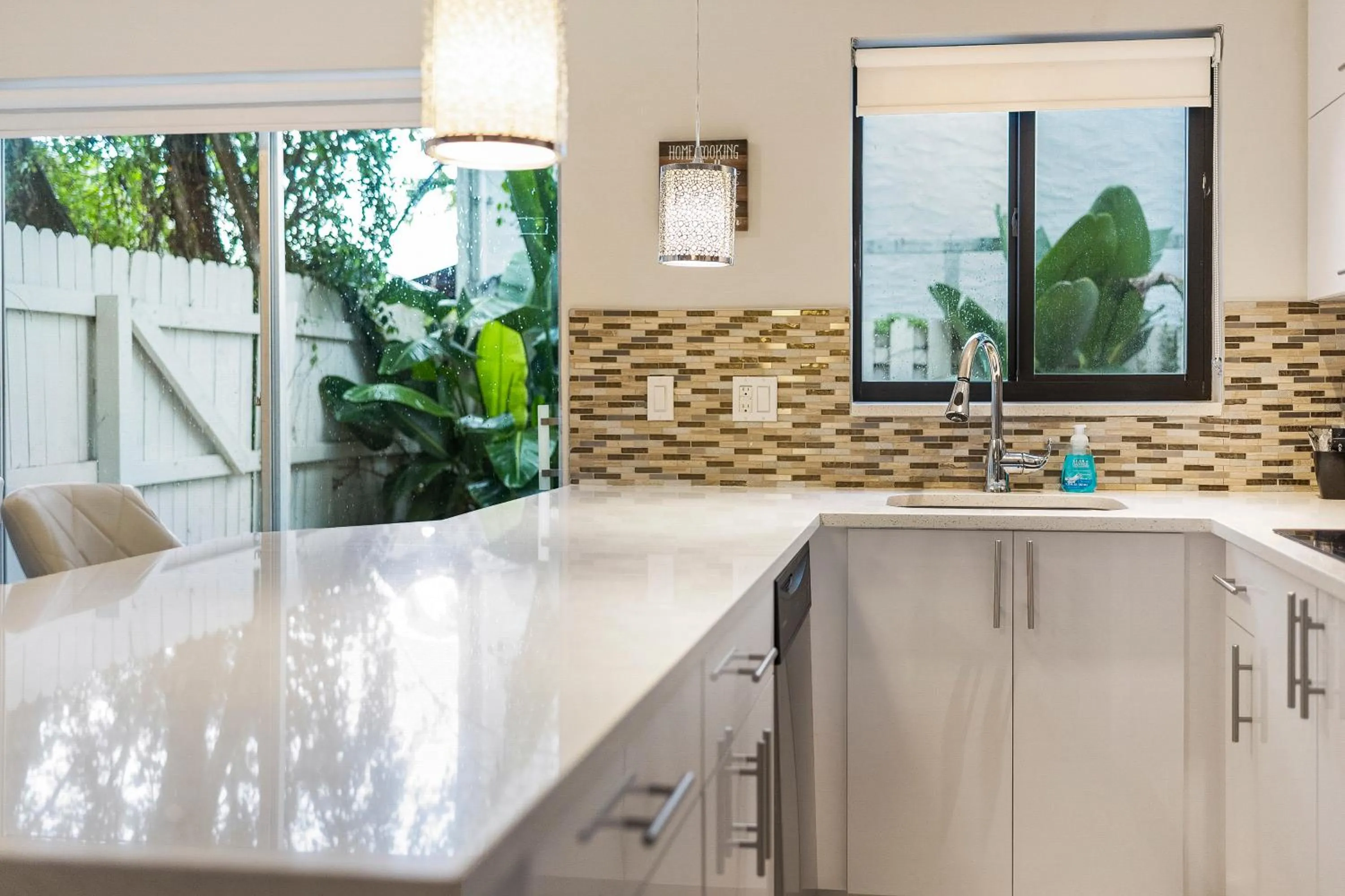Kitchen or kitchenette in Alani Bay Condos
