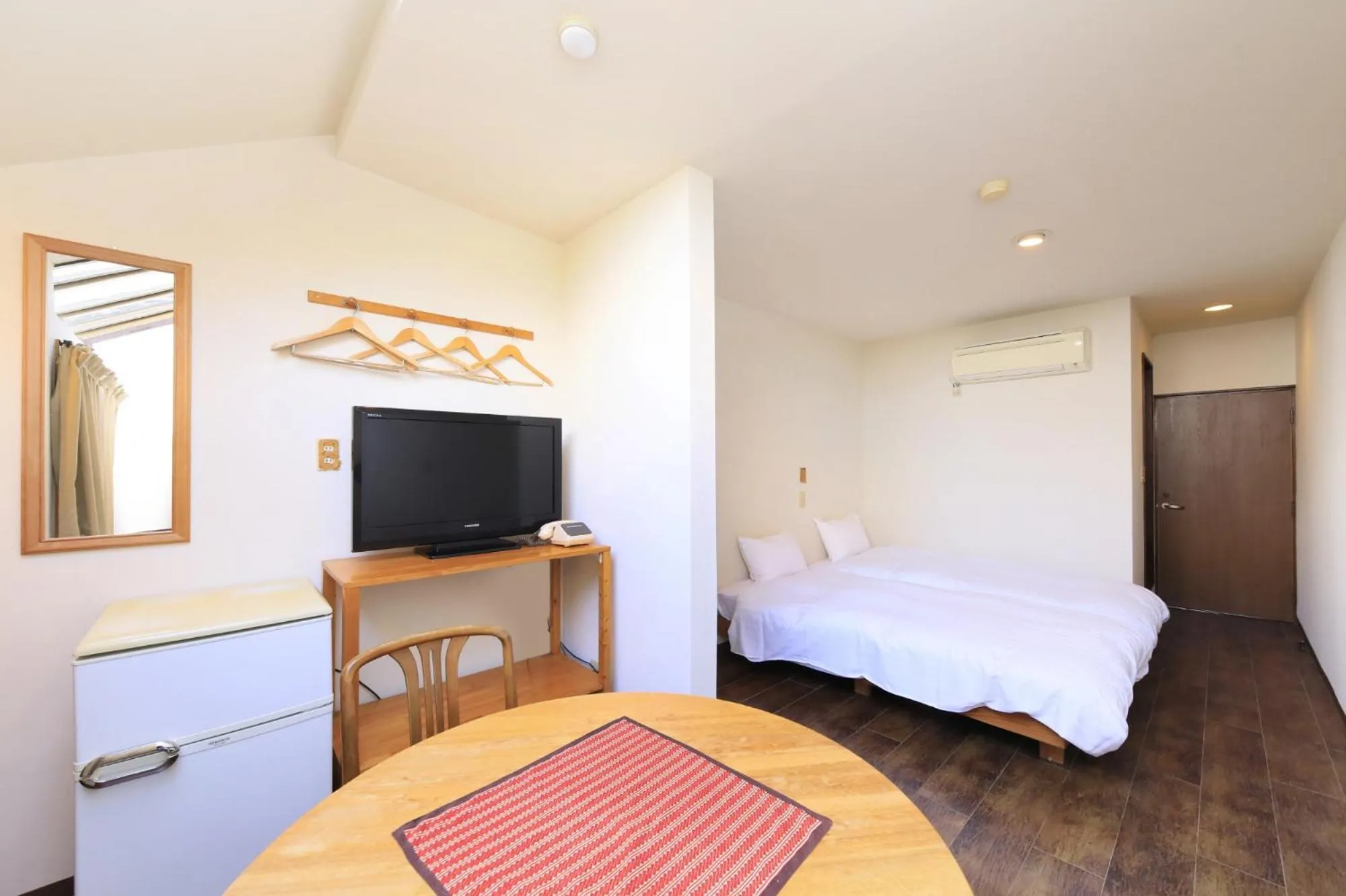 Photo of the whole room, Bed in Welcome Inn SunnySteps