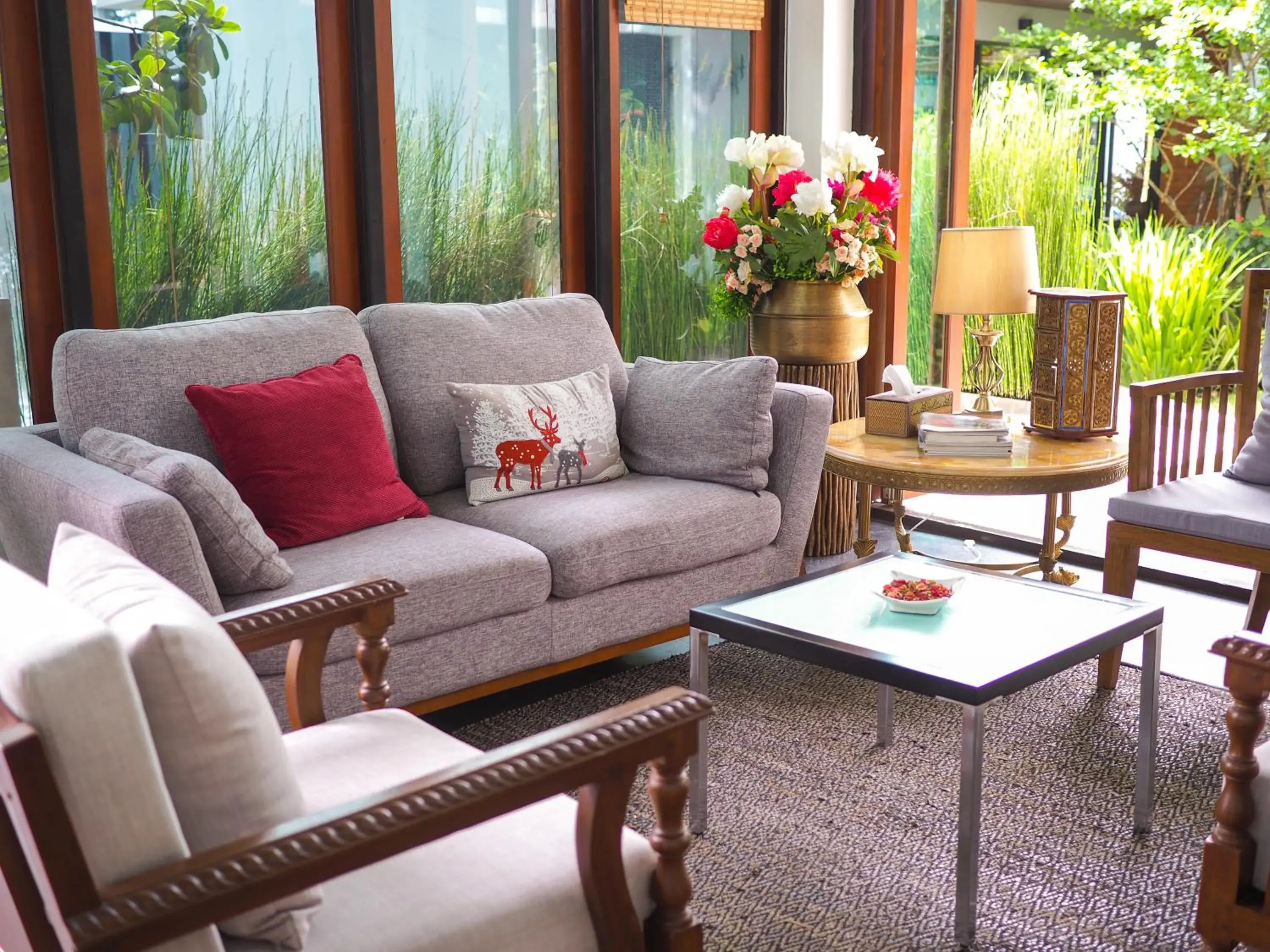 Lobby or reception in NAI YA Hotel -SHA Extra Plus Lobby or reception in NAI YA Hotel -SHA Extra Plus