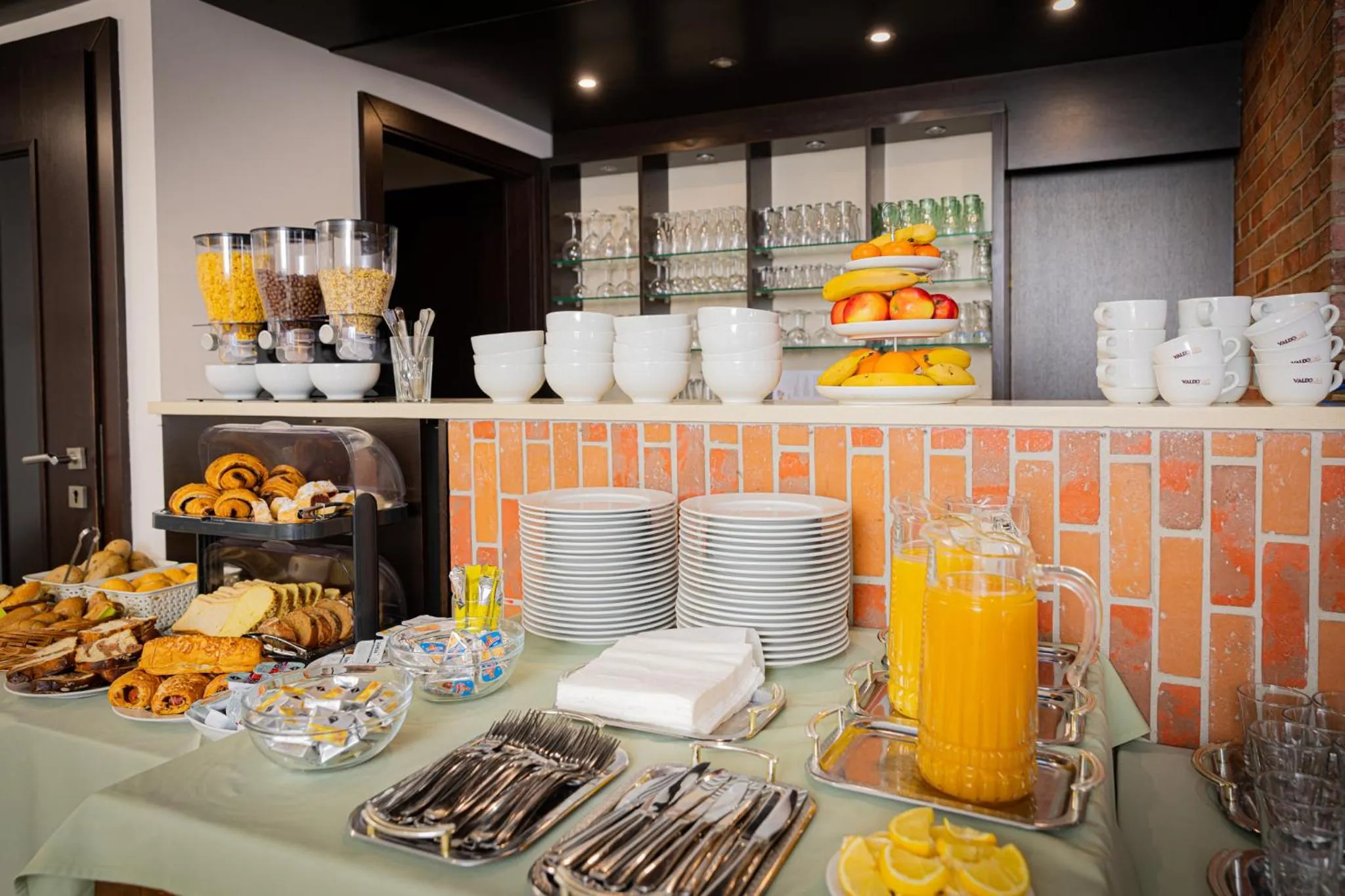 Breakfast in Bazilika alatt Panzió