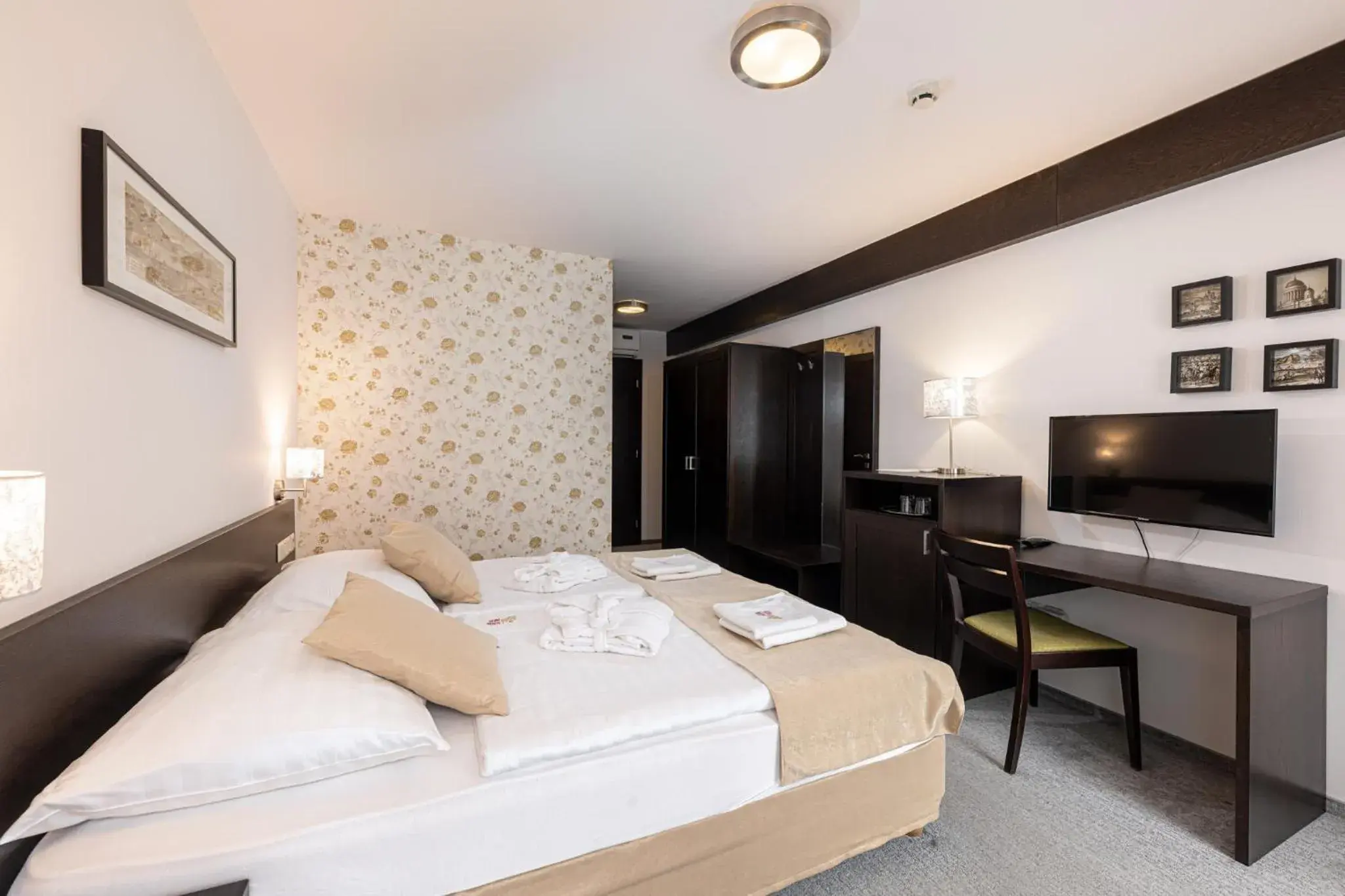 Bed in Bazilika alatt Panzió Bed in Bazilika alatt Panzió