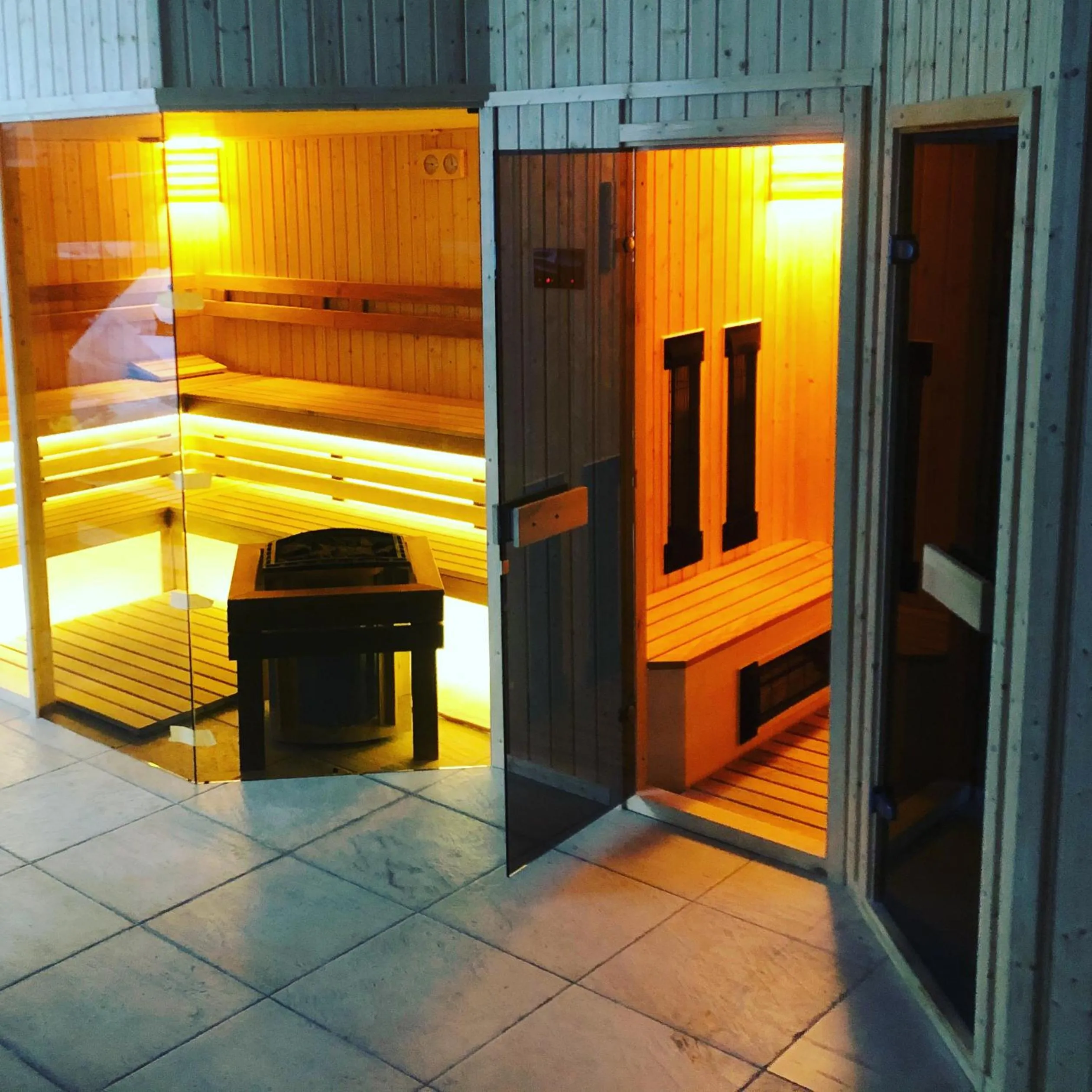 Sauna, Bed in Bazilika alatt Panzió