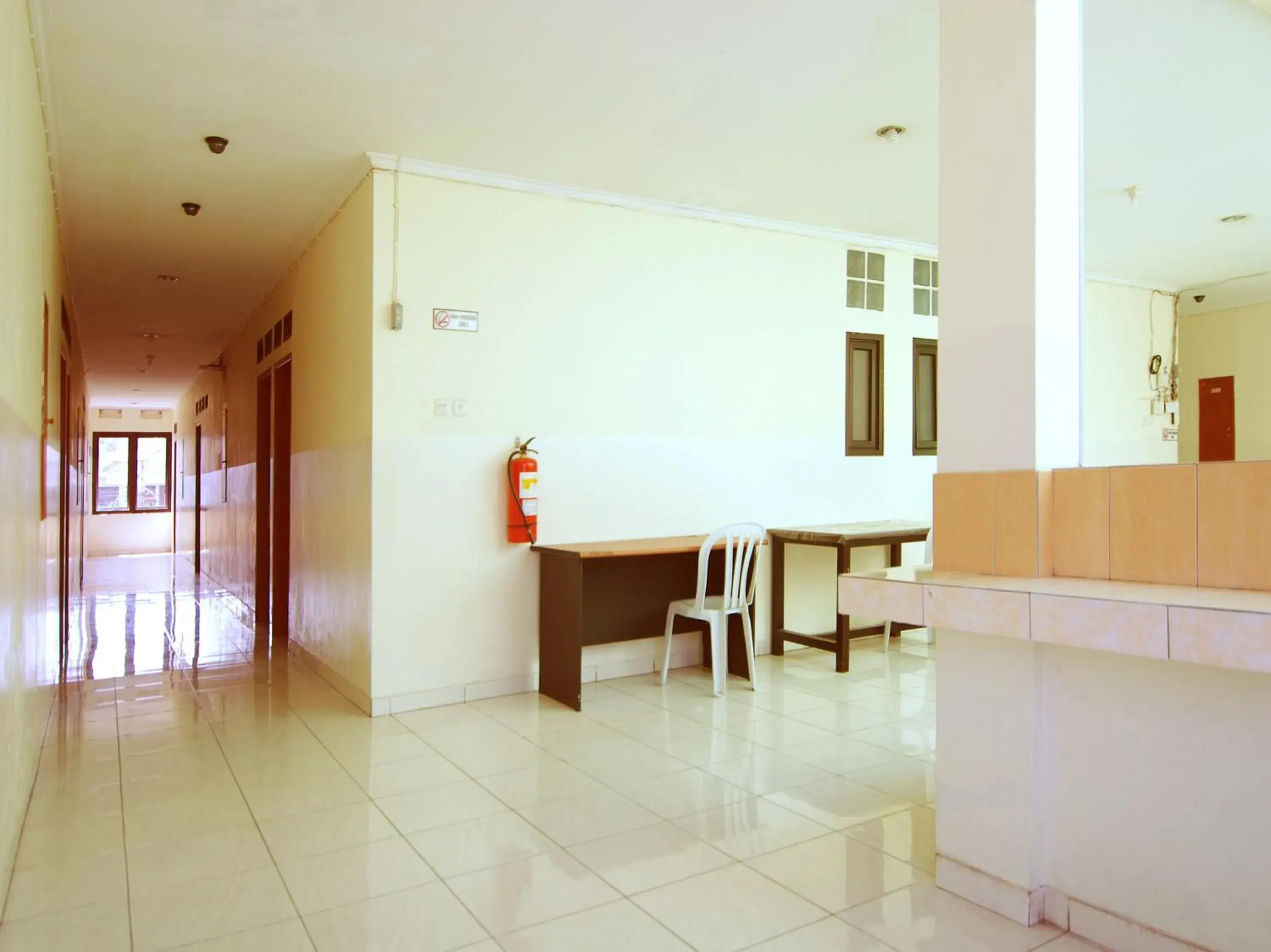 Area and facilities in OYO 196 Horizone Residence