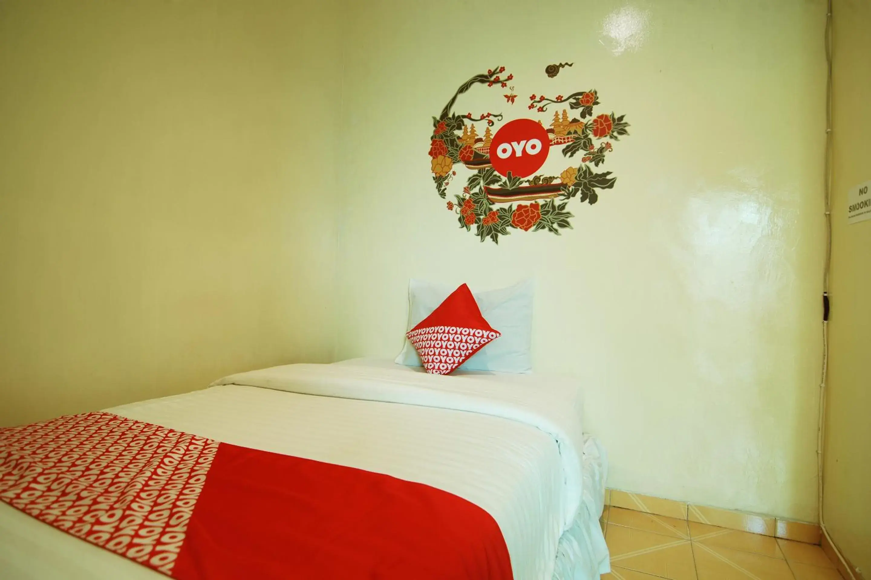 Bedroom, Bed in OYO 196 Horizone Residence