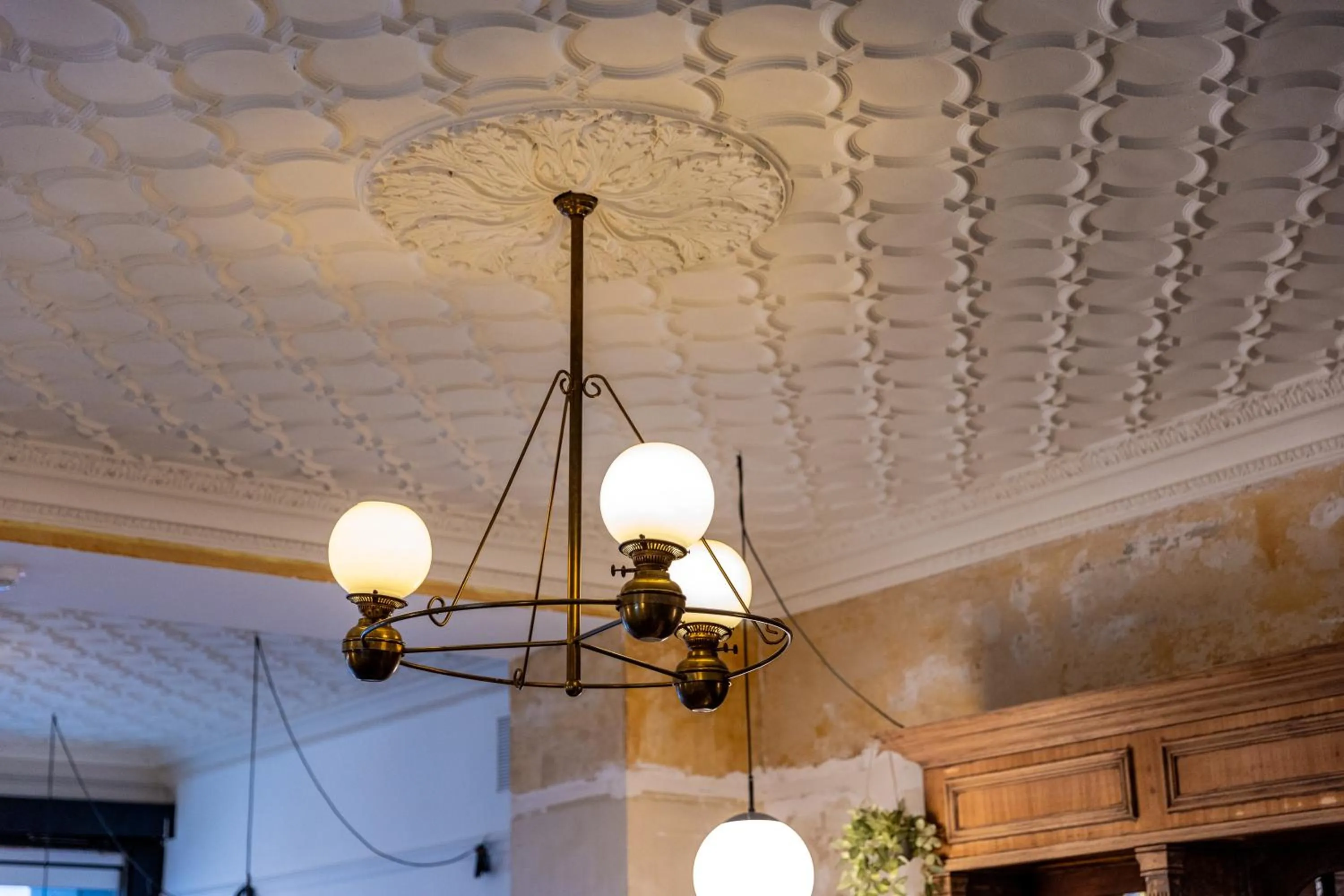 Decorative detail in Hotel Bristol