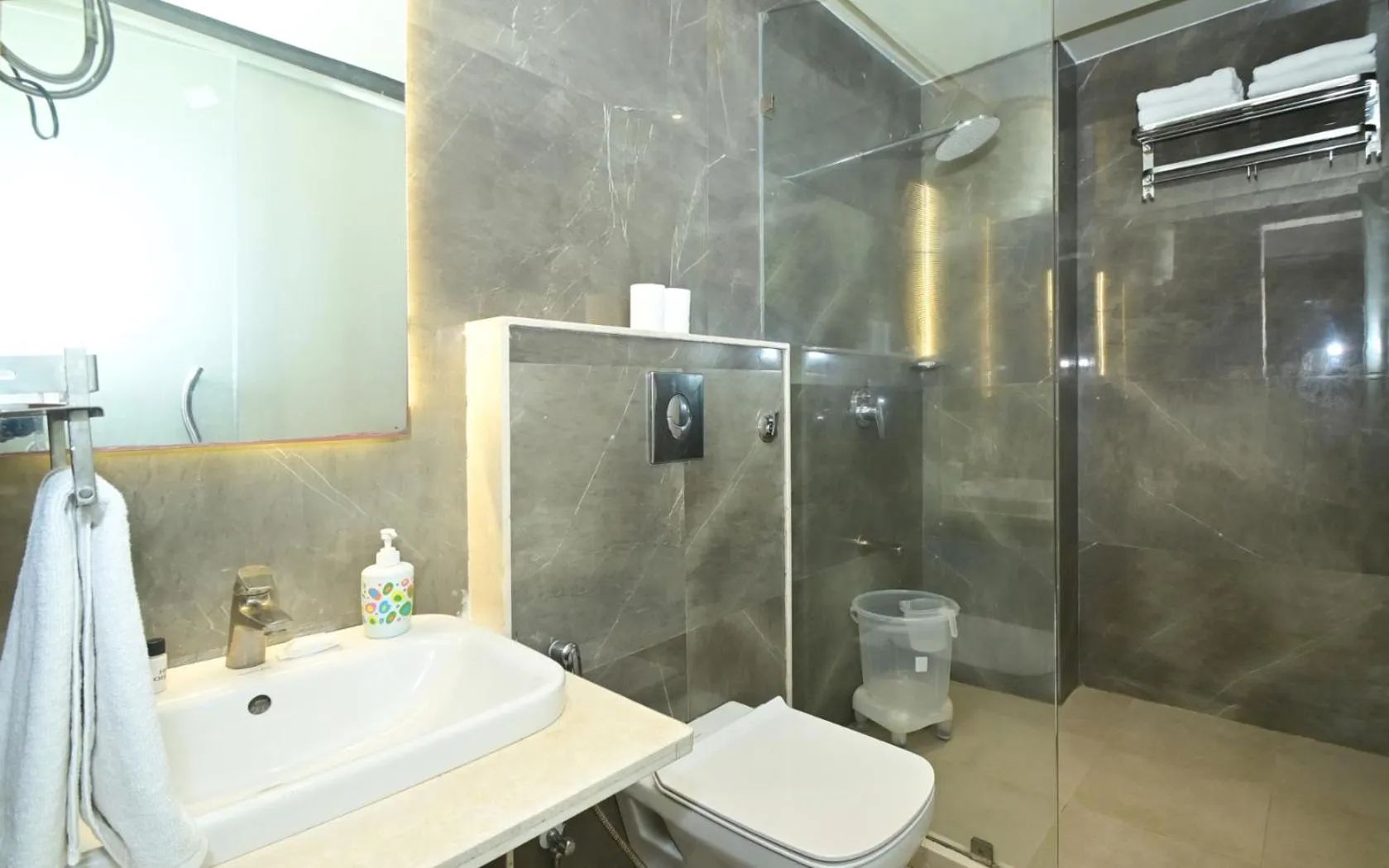 Hotel RR 62-Jaipur City Centre Hotel