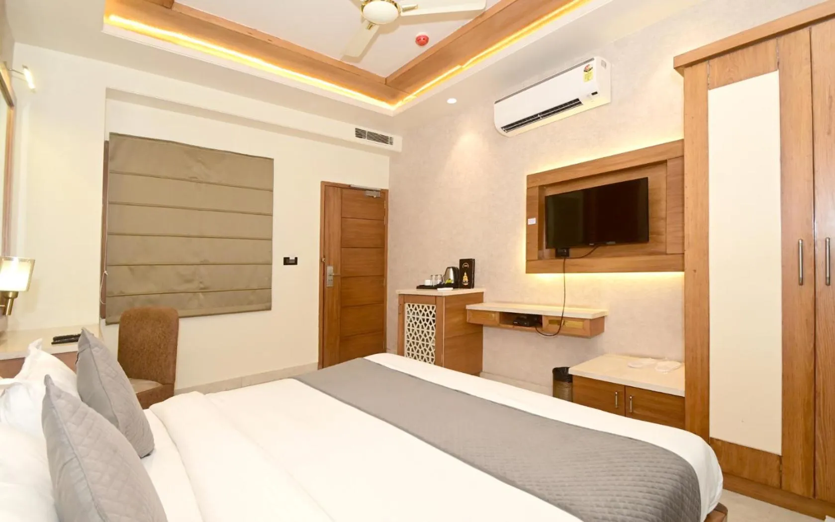 Bed in Hotel RR 62-Jaipur City Centre Hotel