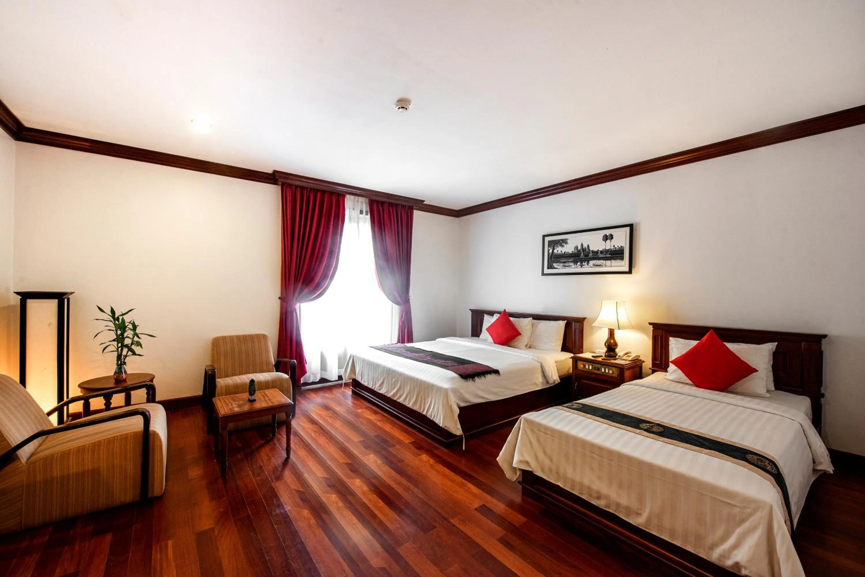 Bedroom, Bed in Royal Crown Hotel & Spa