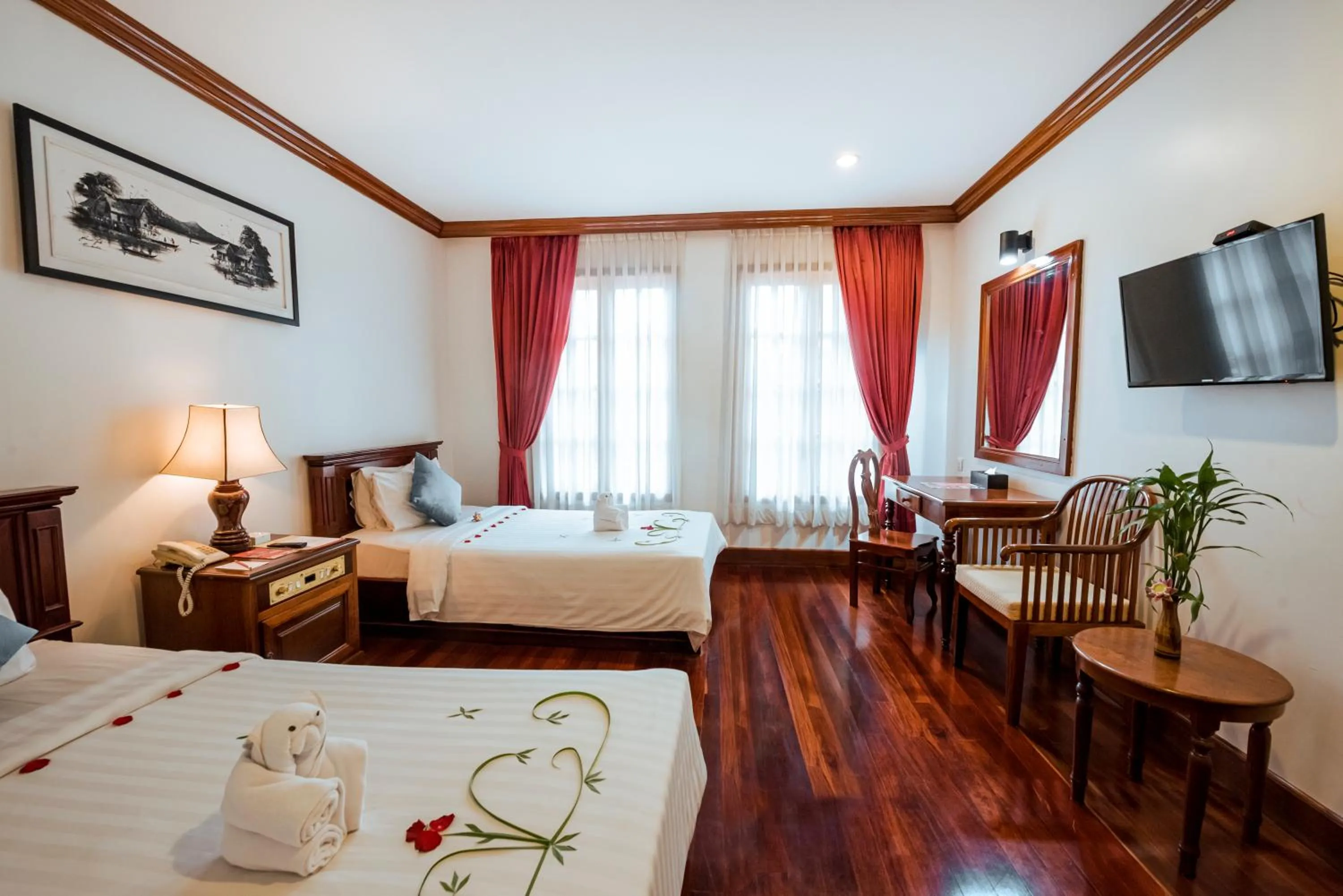 Bedroom, Bed in Royal Crown Hotel & Spa