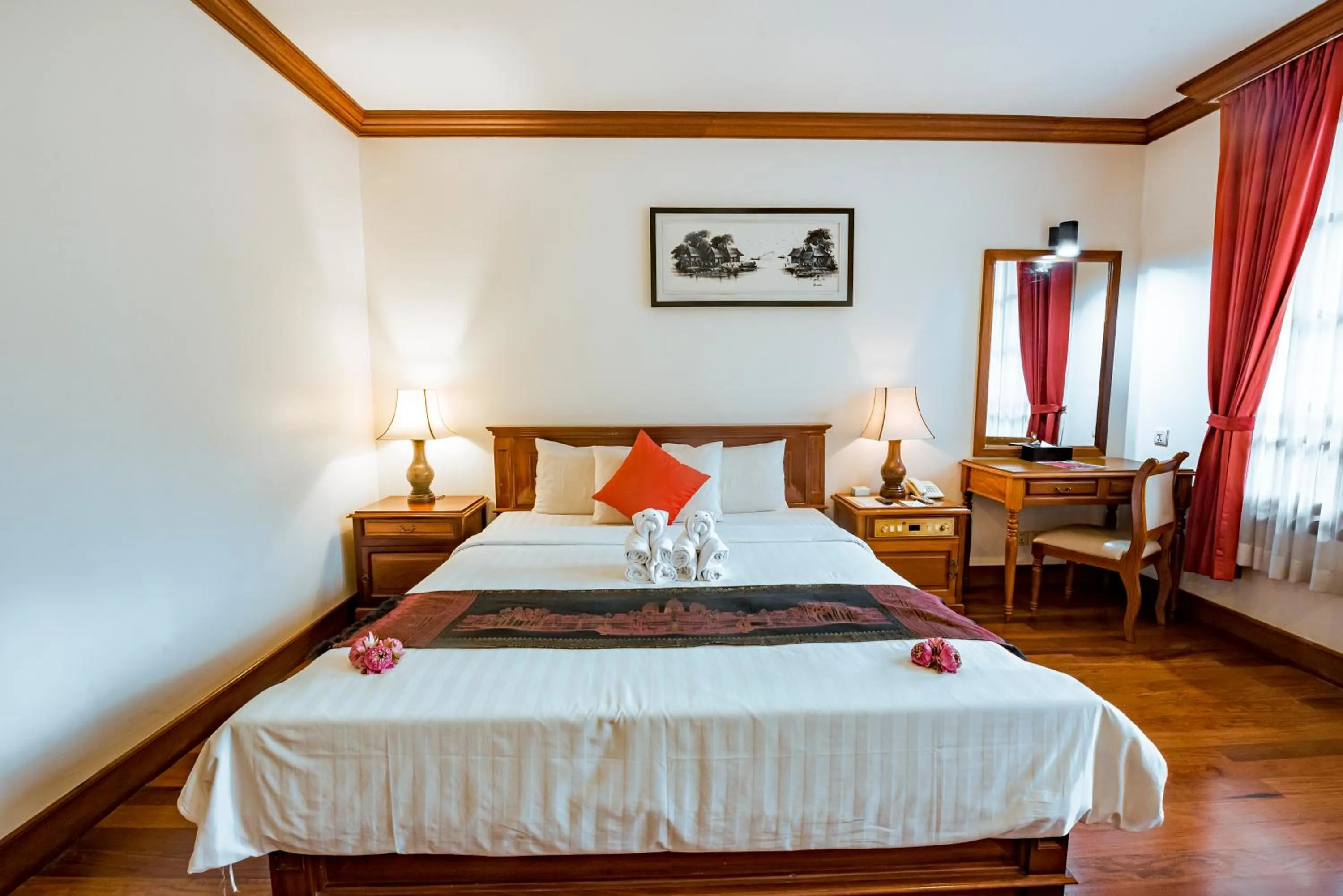 Bed in Royal Crown Hotel & Spa