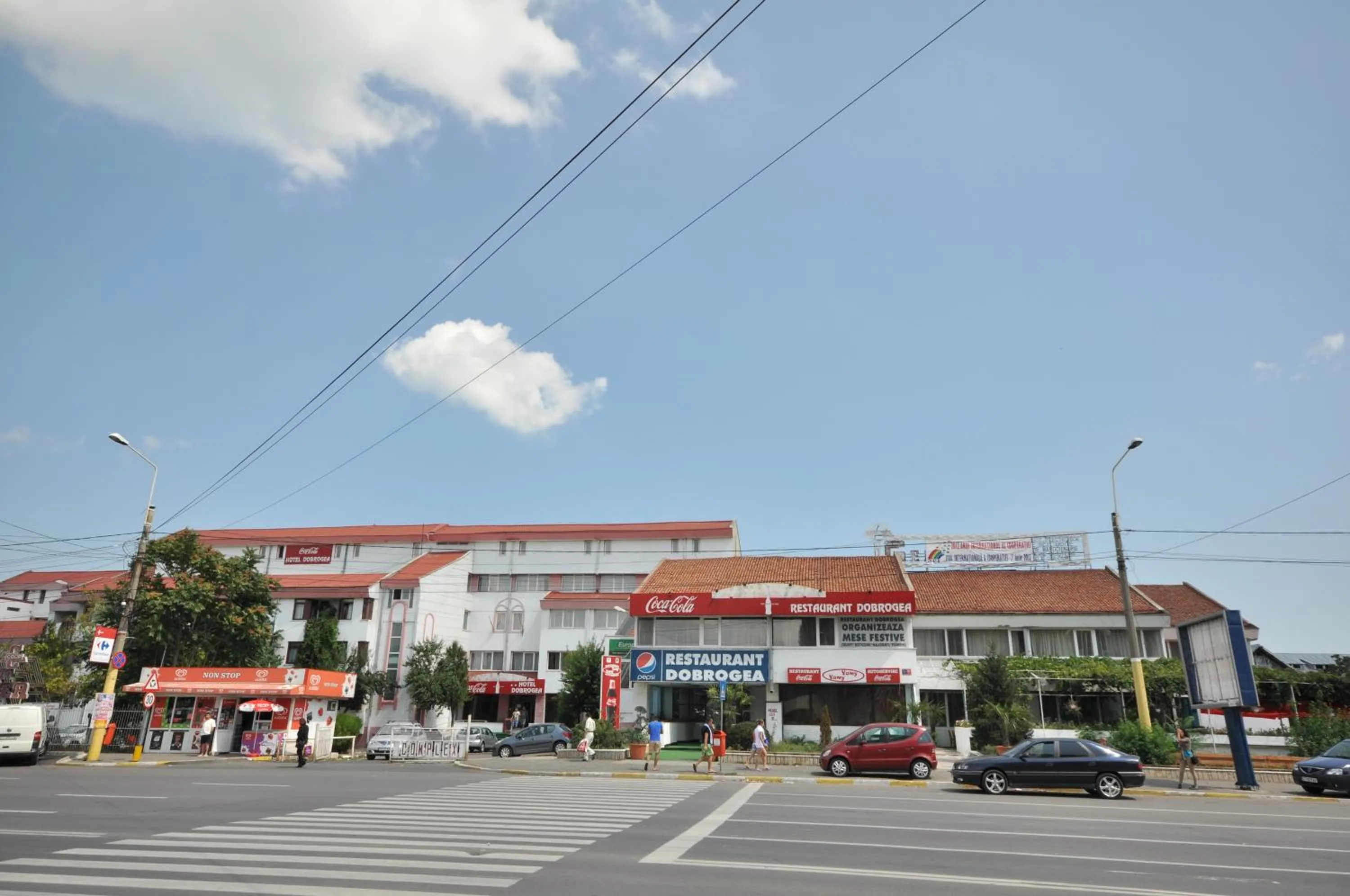 Facade/entrance in Hotel Dobrogea