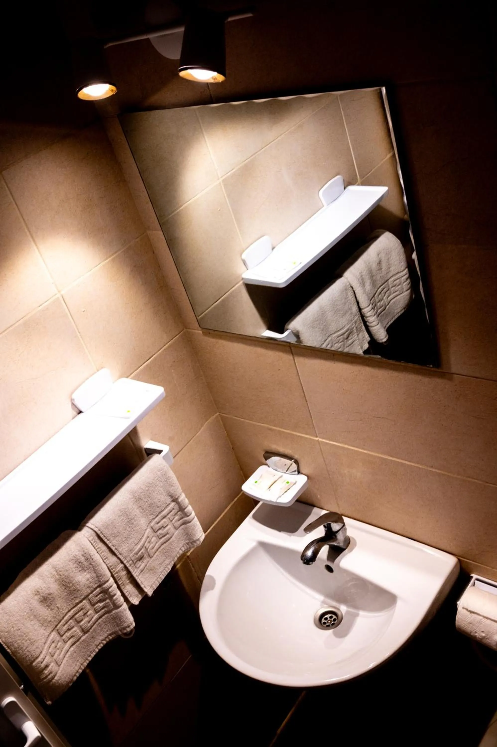 Bathroom in Hotel Dobrogea
