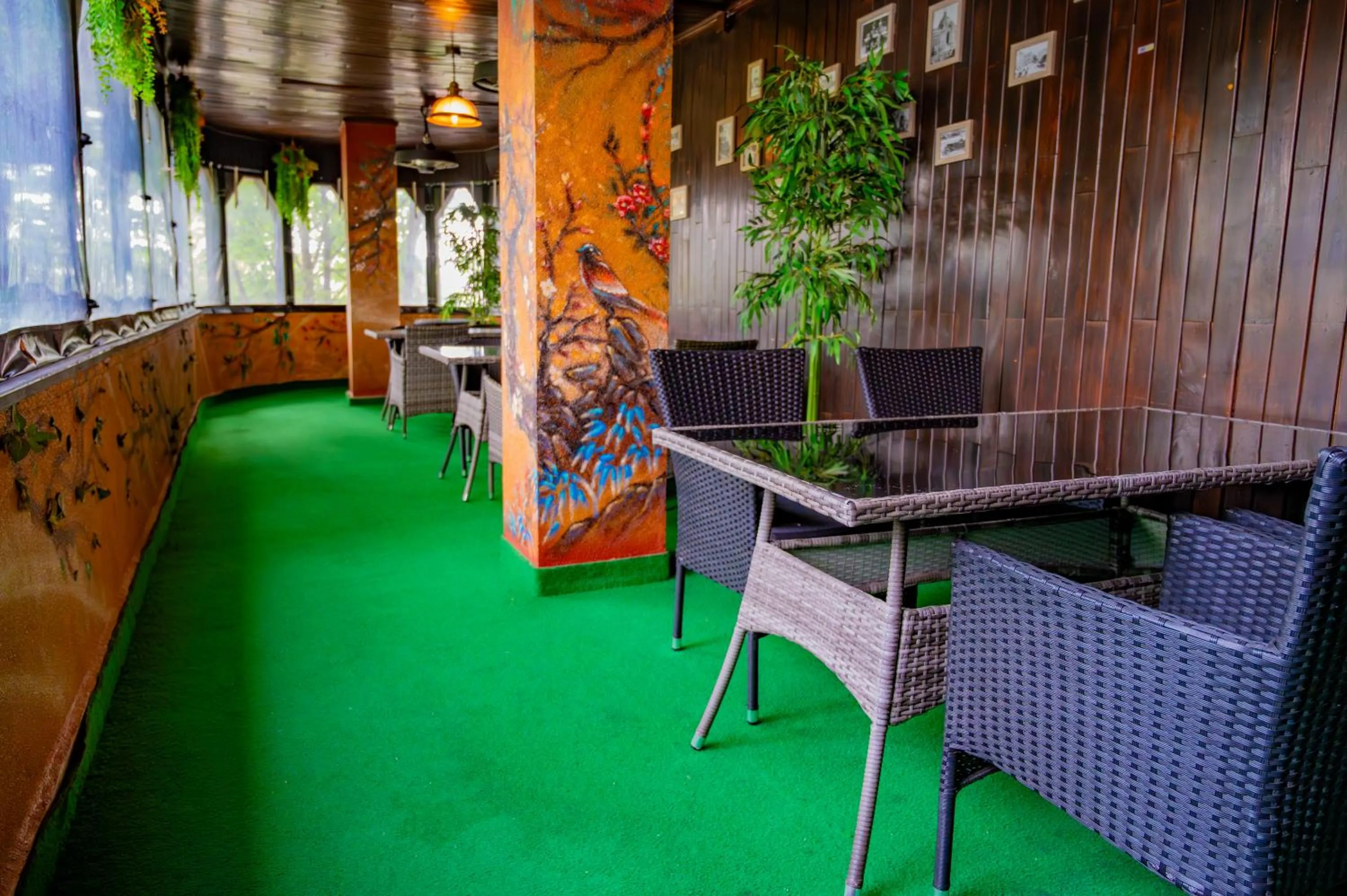 Restaurant/places to eat in Hotel Dobrogea