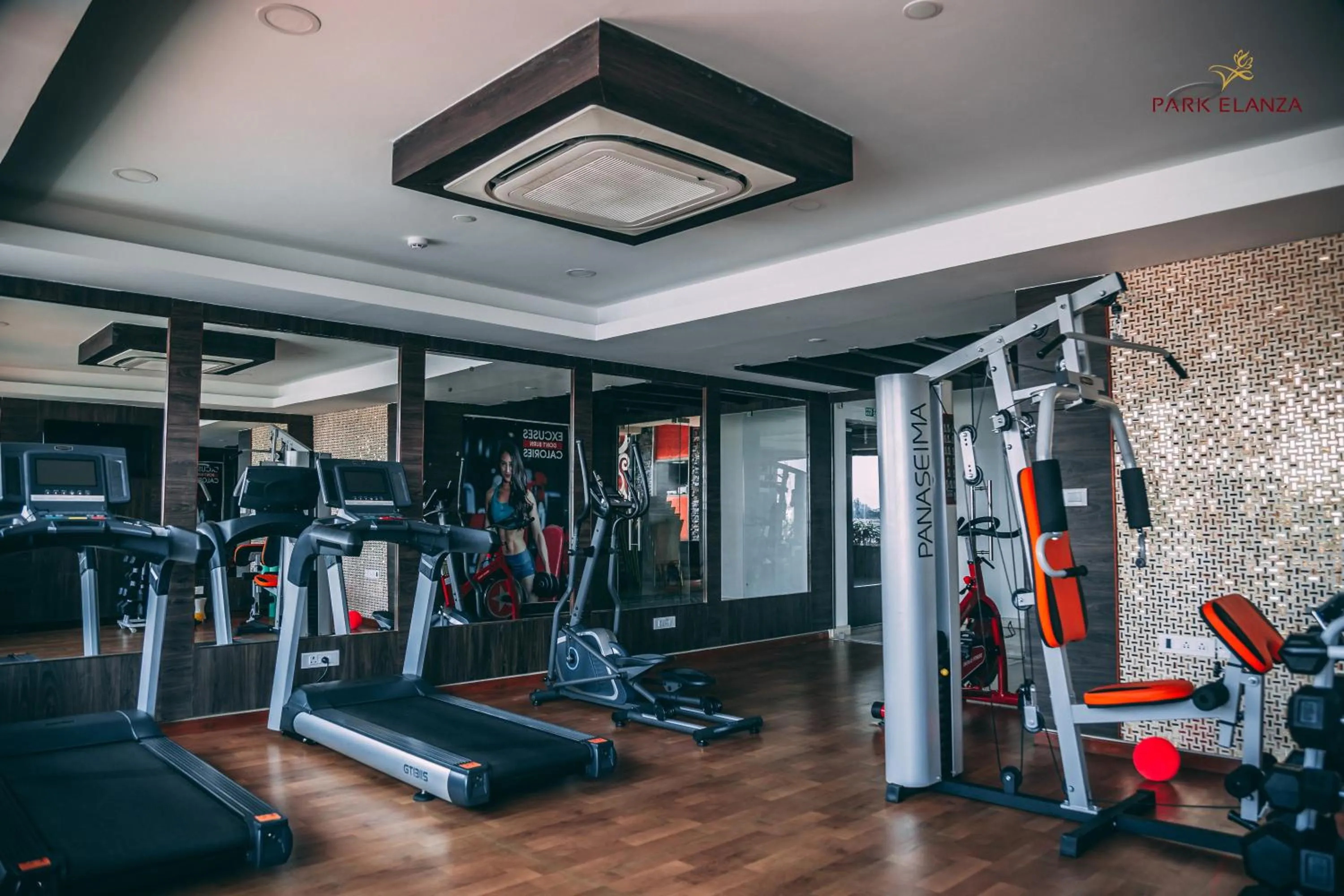 Fitness centre/facilities in Hotel Park Elanza Chennai
