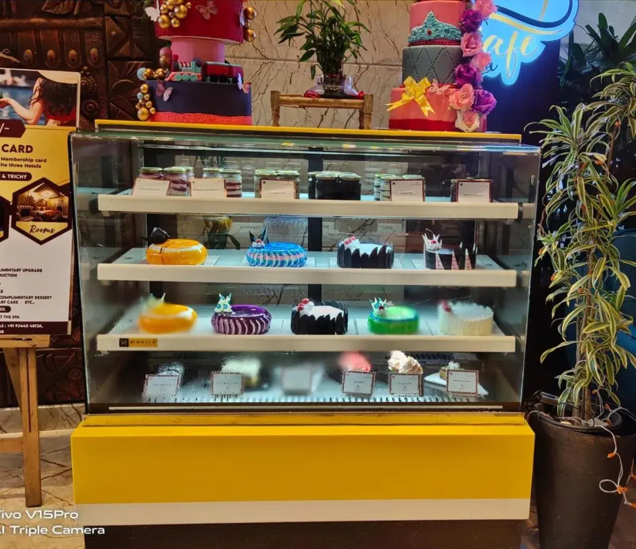 Restaurant/places to eat in Hotel Park Elanza Chennai Restaurant/places to eat in Hotel Park Elanza Chennai