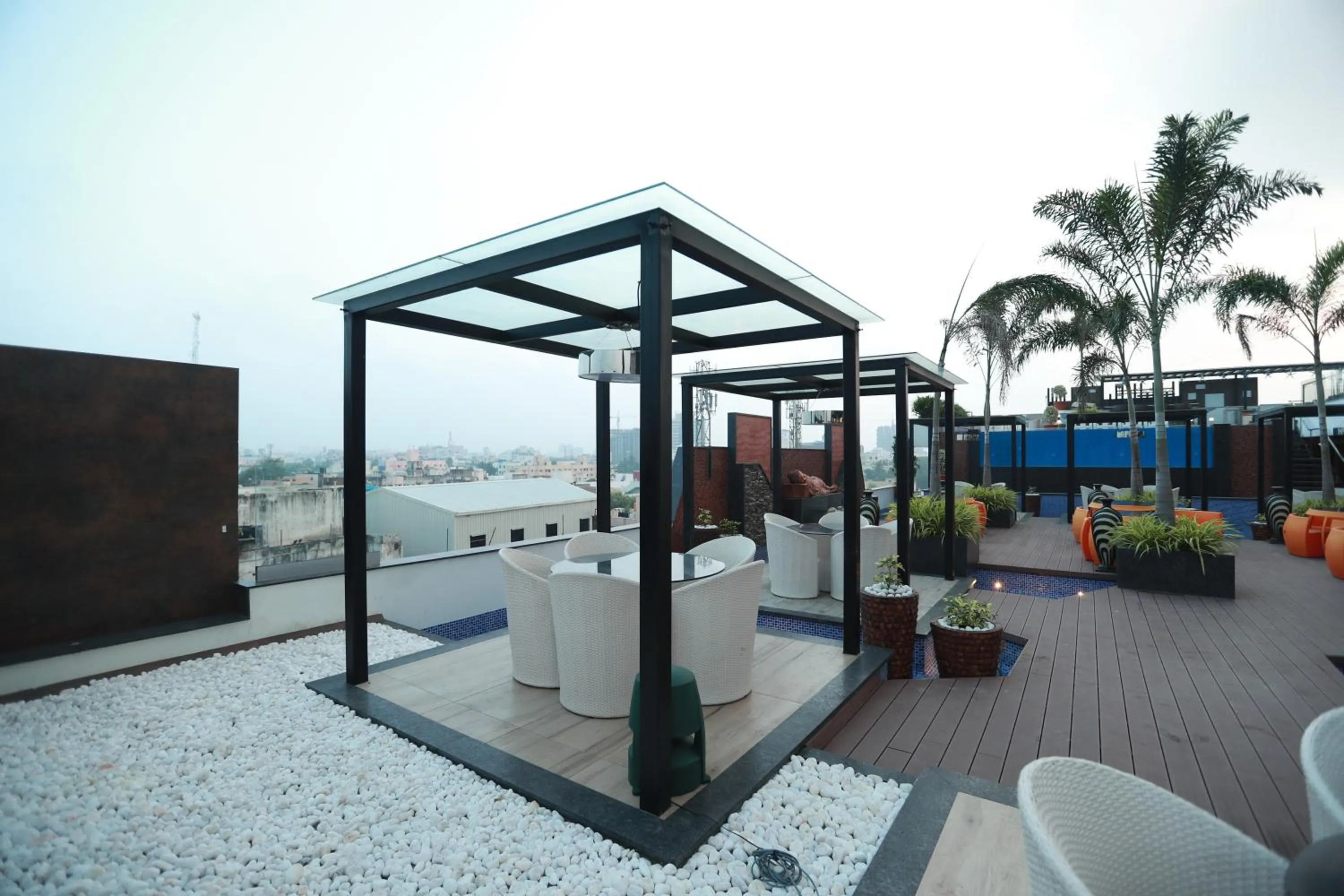 Food and drinks in Hotel Park Elanza Chennai